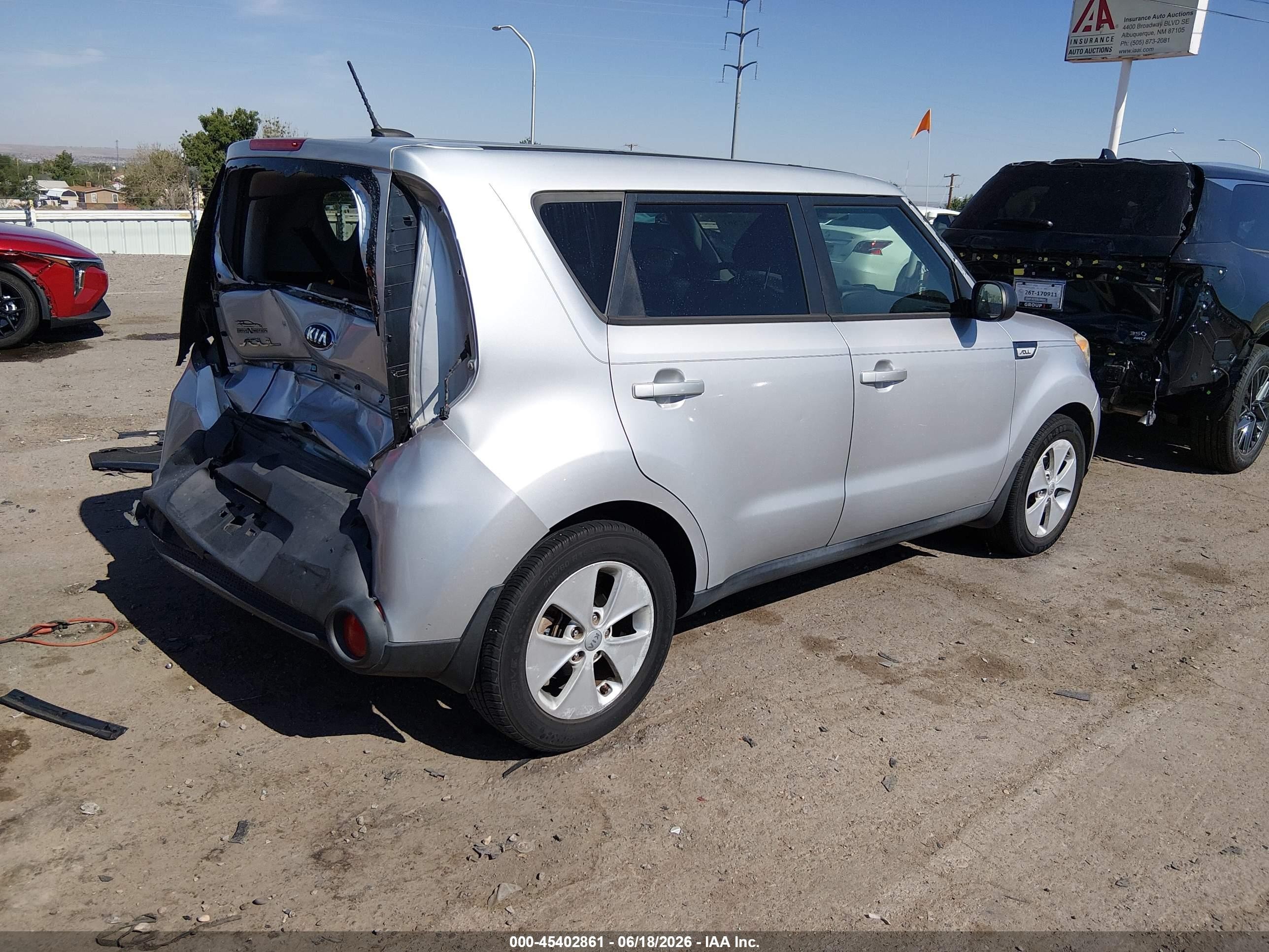 2015 Kia Soul   Серебряный vin: KNDJN2A28F7785630