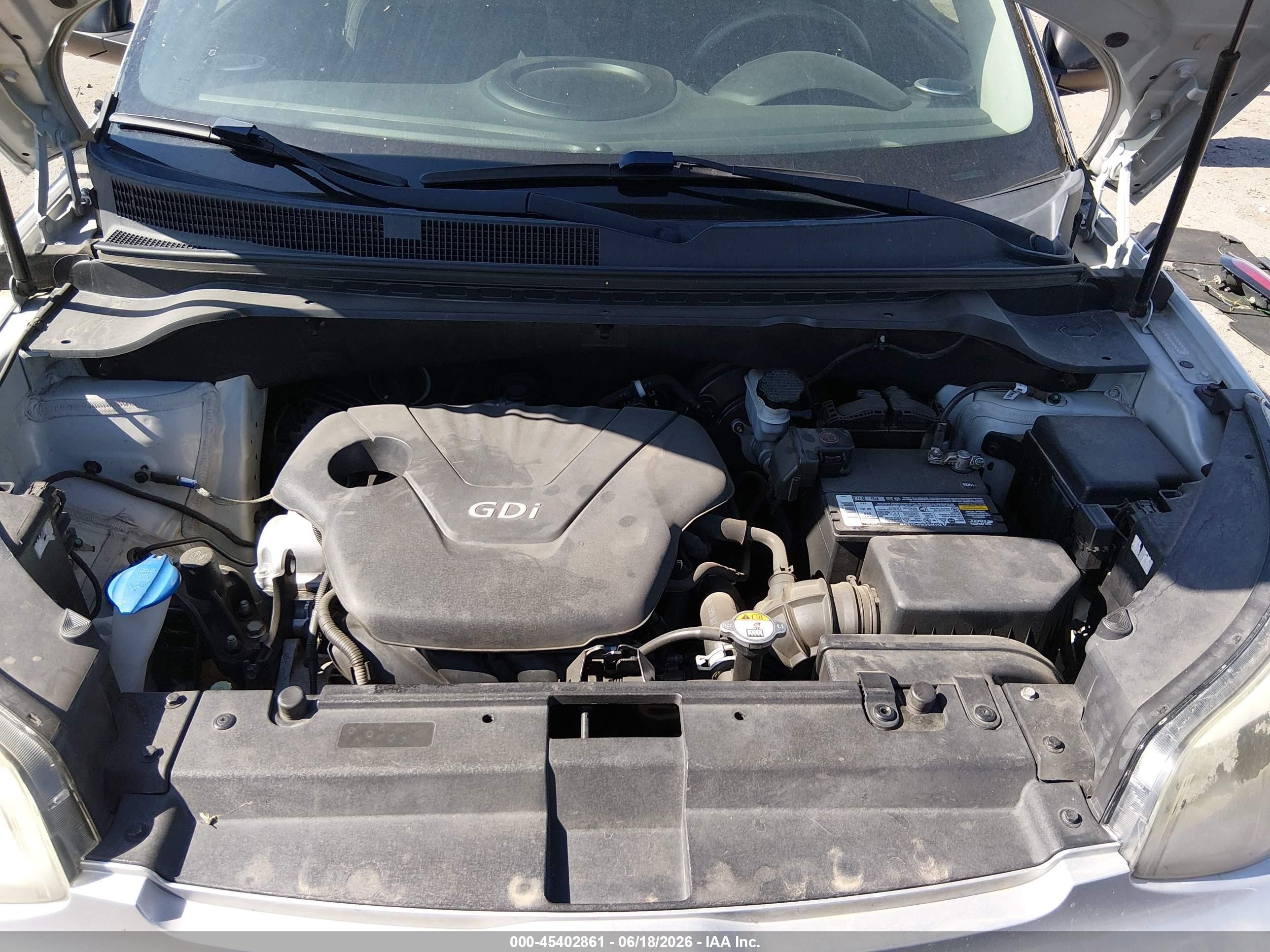 2015 Kia Soul   Серебряный vin: KNDJN2A28F7785630