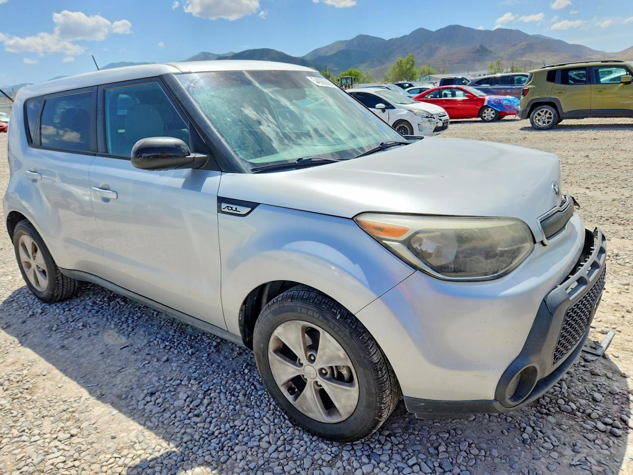 2015 Kia Soul Base Silver vin: KNDJN2A28F7805990