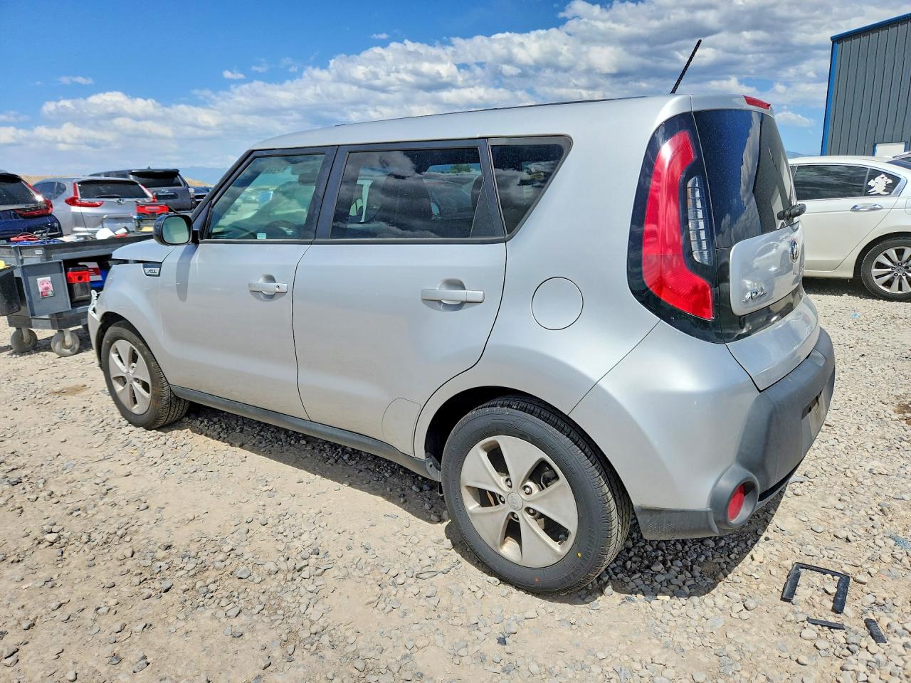 2015 Kia Soul Base Silver vin: KNDJN2A28F7805990