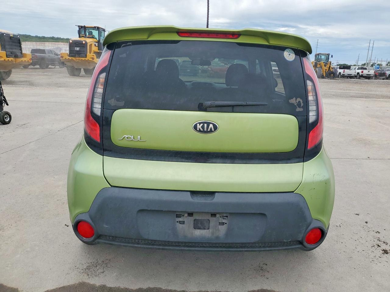 2015 Kia Soul Base Green vin: KNDJN2A28F7806752