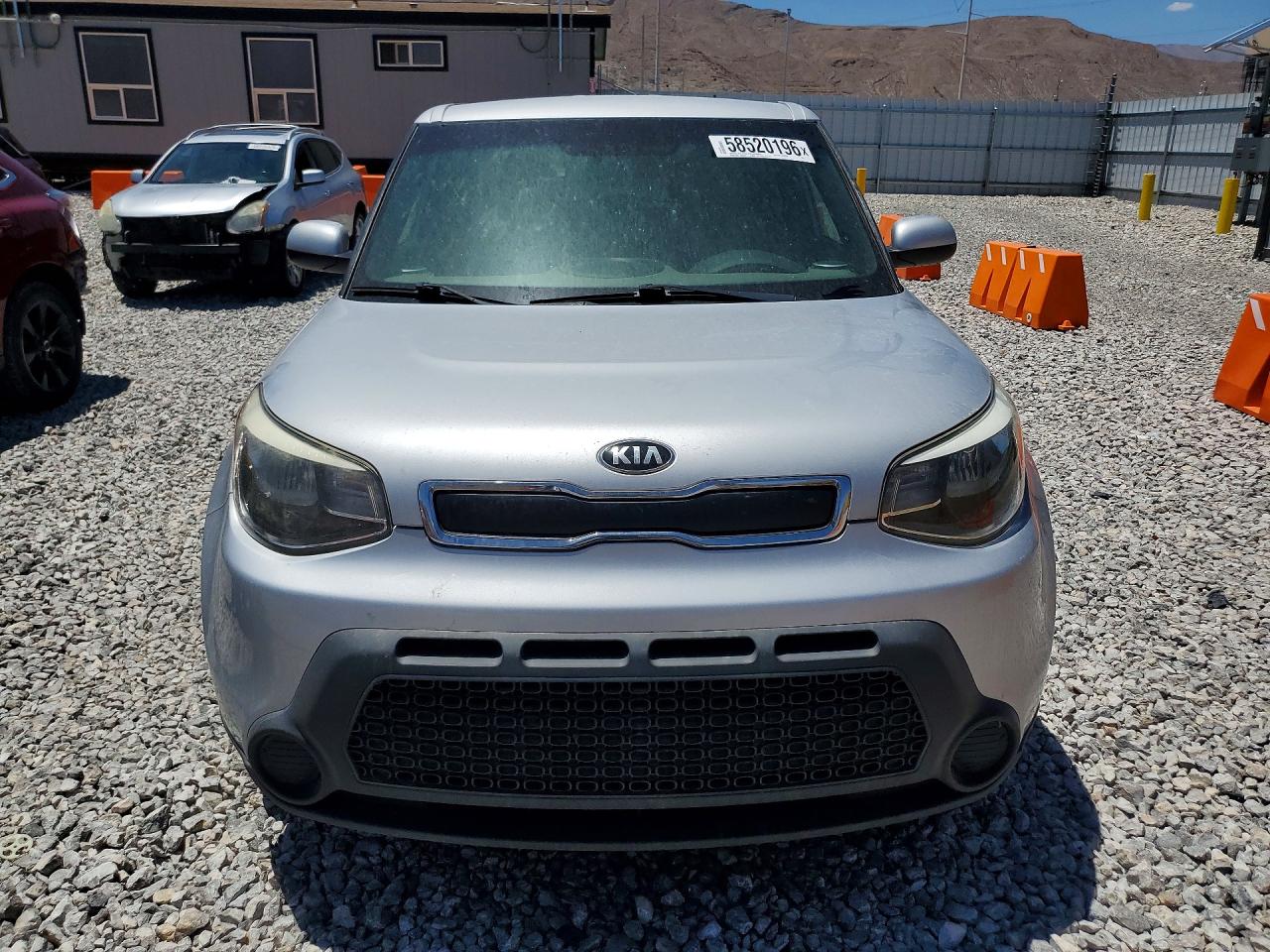 2015 Kia Soul Base Silver vin: KNDJN2A28F7811238