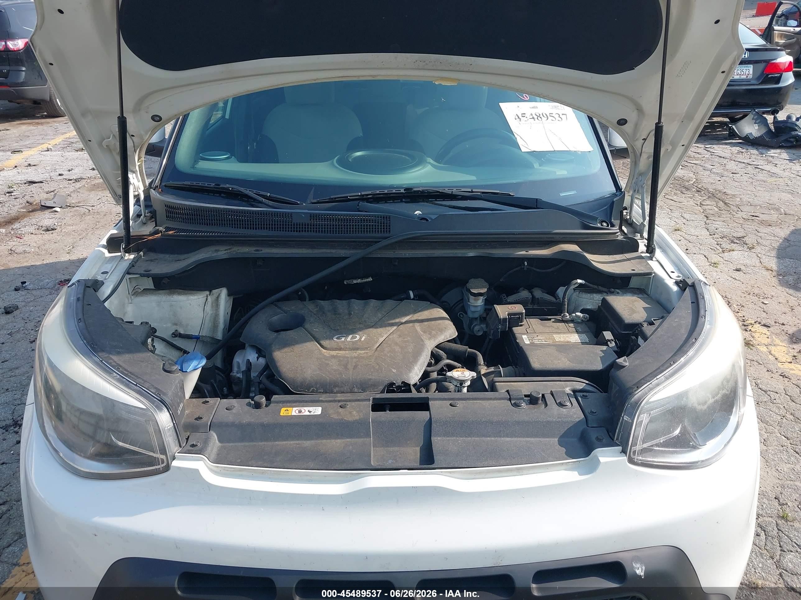 2014 Kia Soul   White vin: KNDJN2A29E7012843