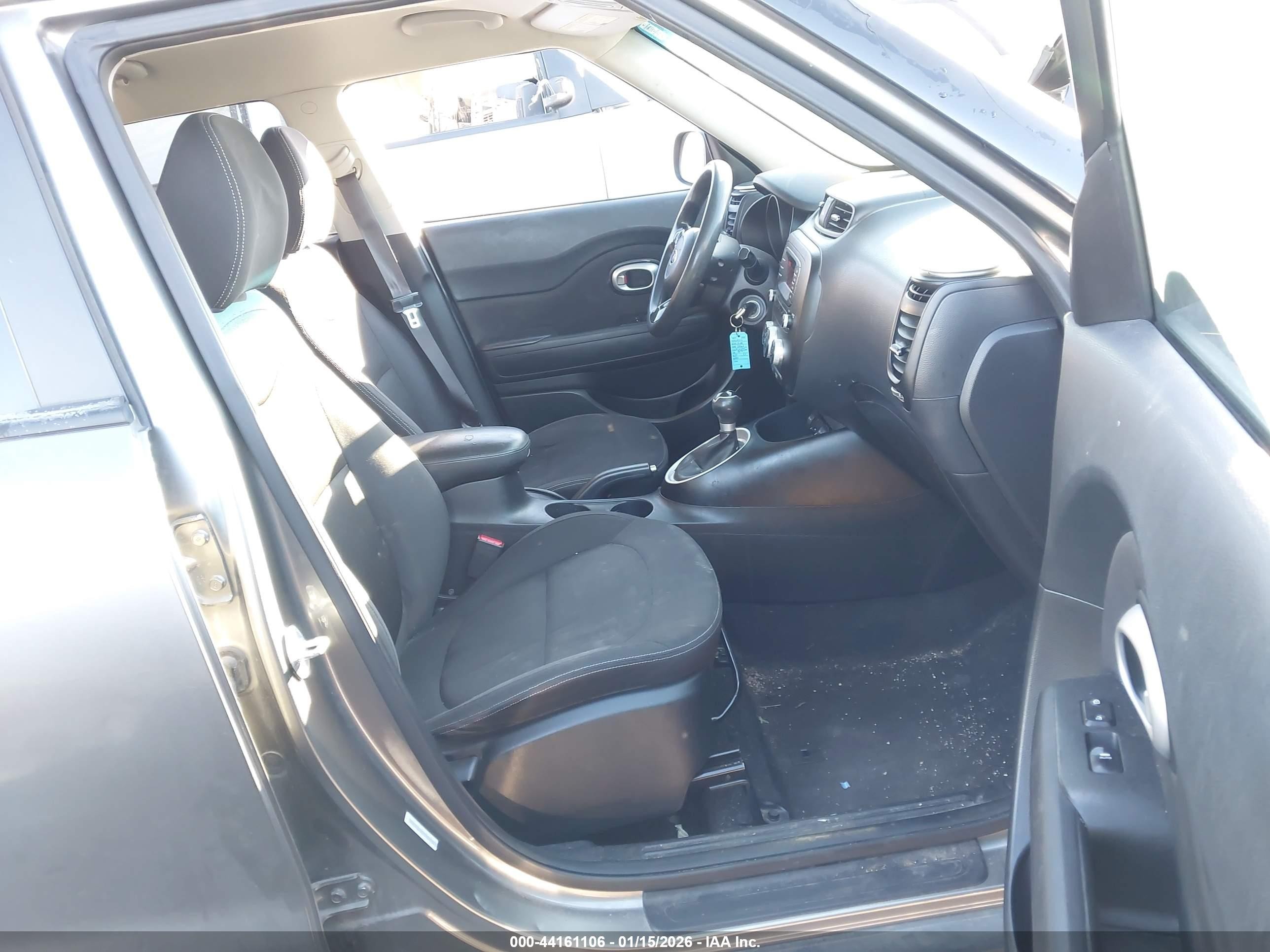 2014 Kia Soul   Серый vin: KNDJN2A29E7028444