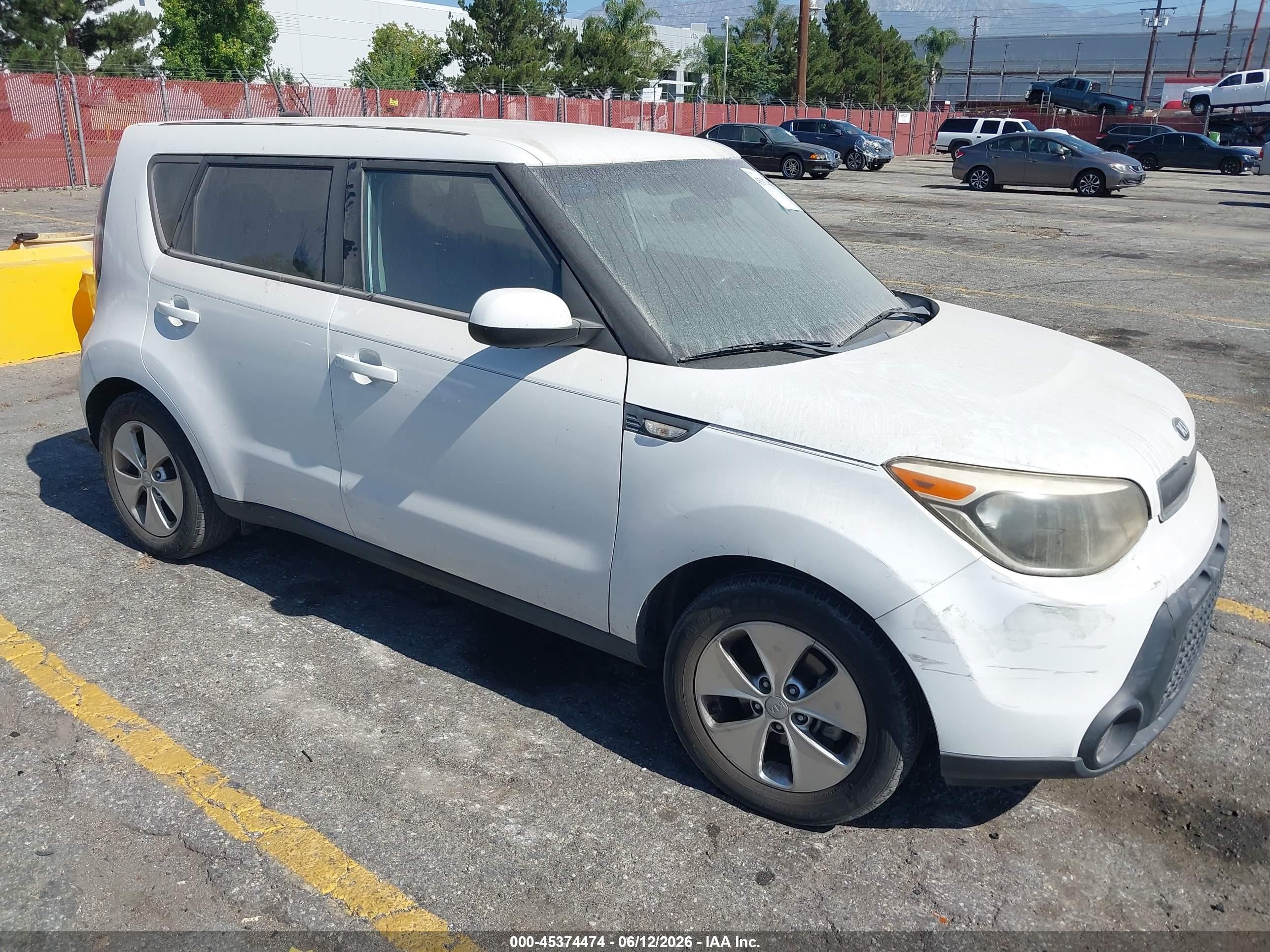 2014 Kia Soul   White vin: KNDJN2A29E7036804