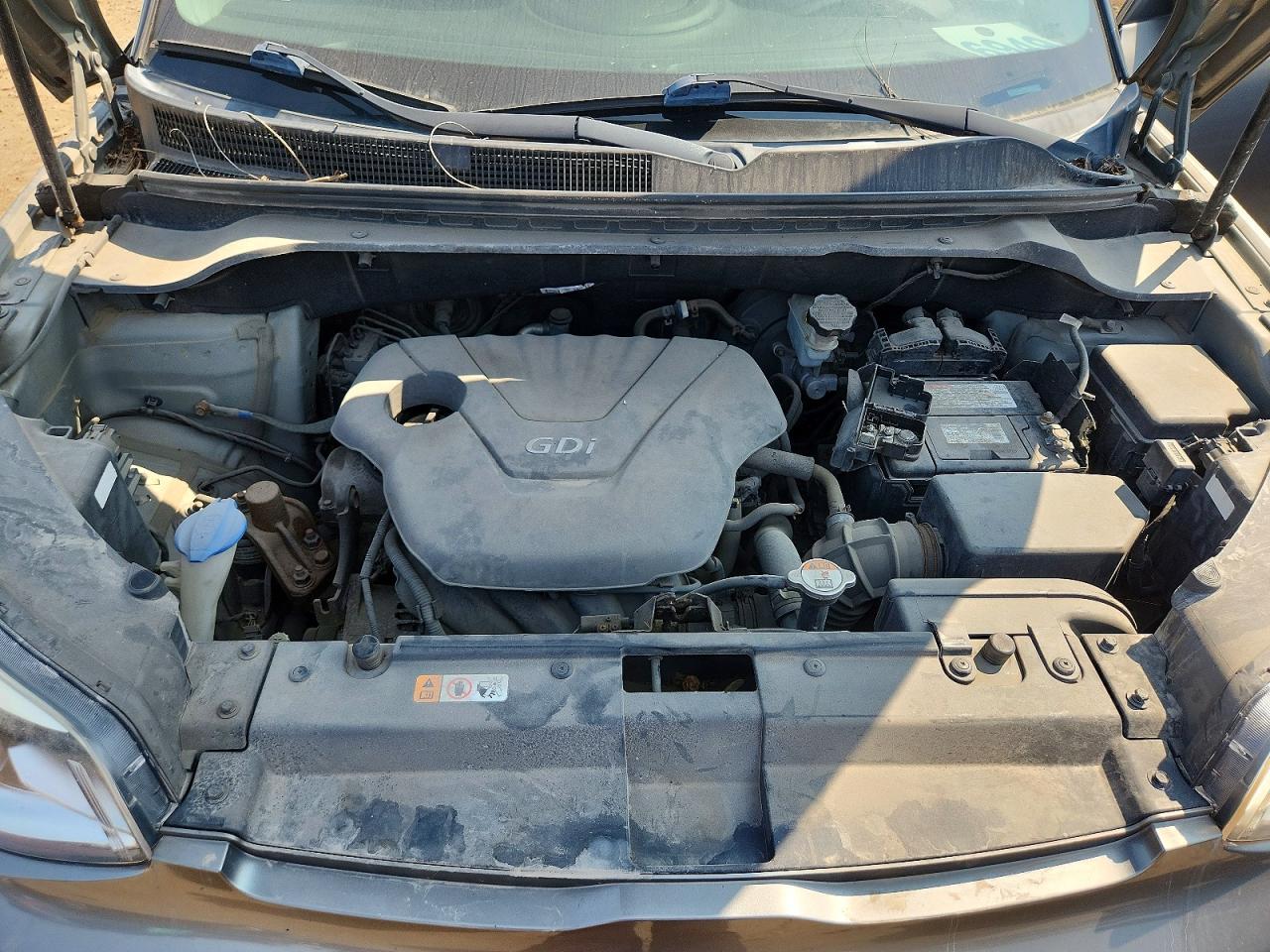 2014 Kia Soul Base Silver vin: KNDJN2A29E7053327
