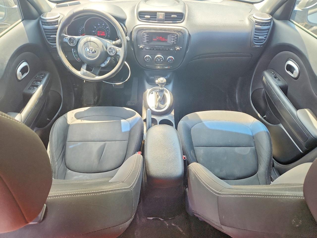 2014 Kia Soul Base Gray vin: KNDJN2A29E7104955