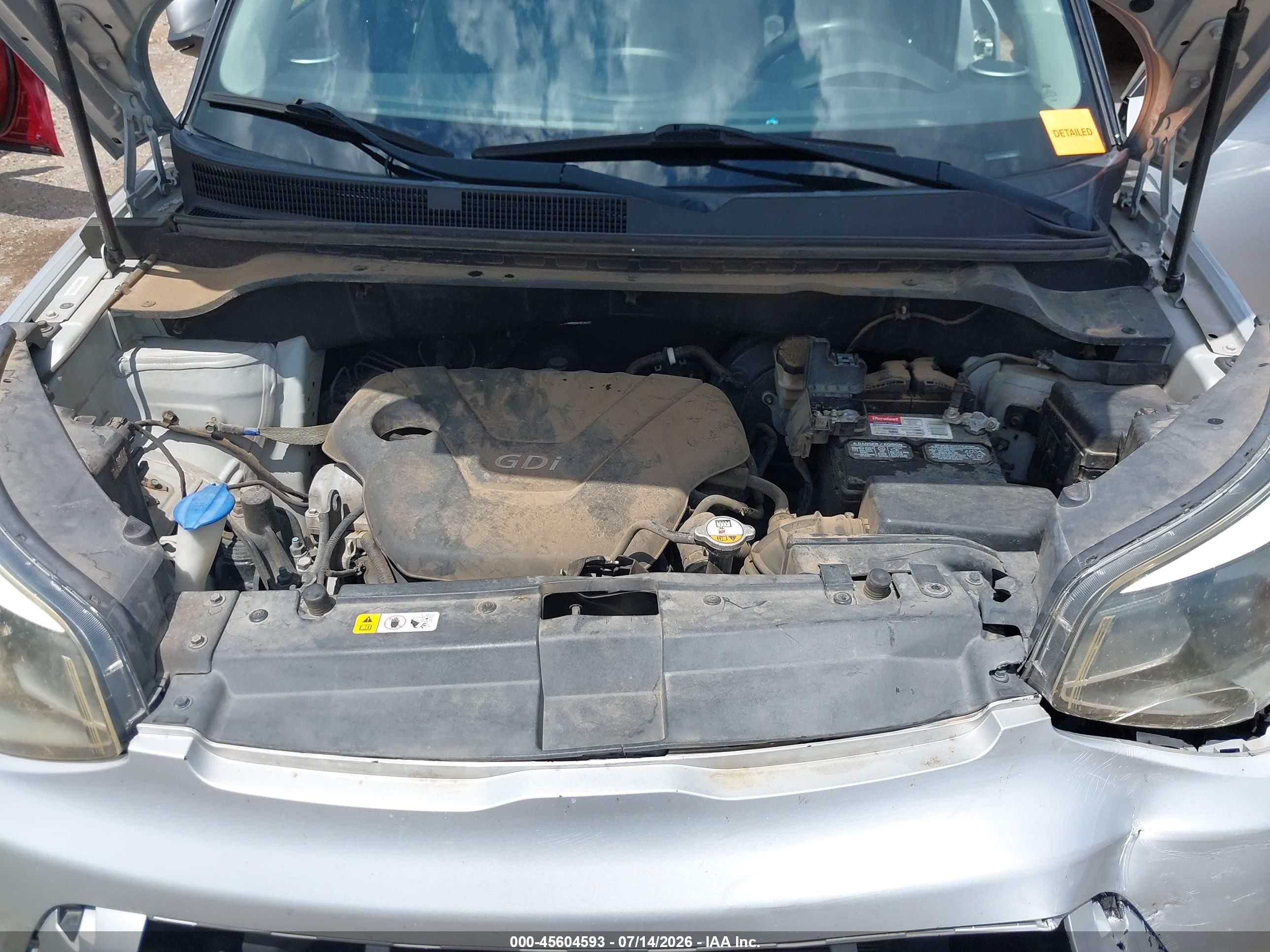 2014 Kia Soul   Серебряный vin: KNDJN2A29E7705377