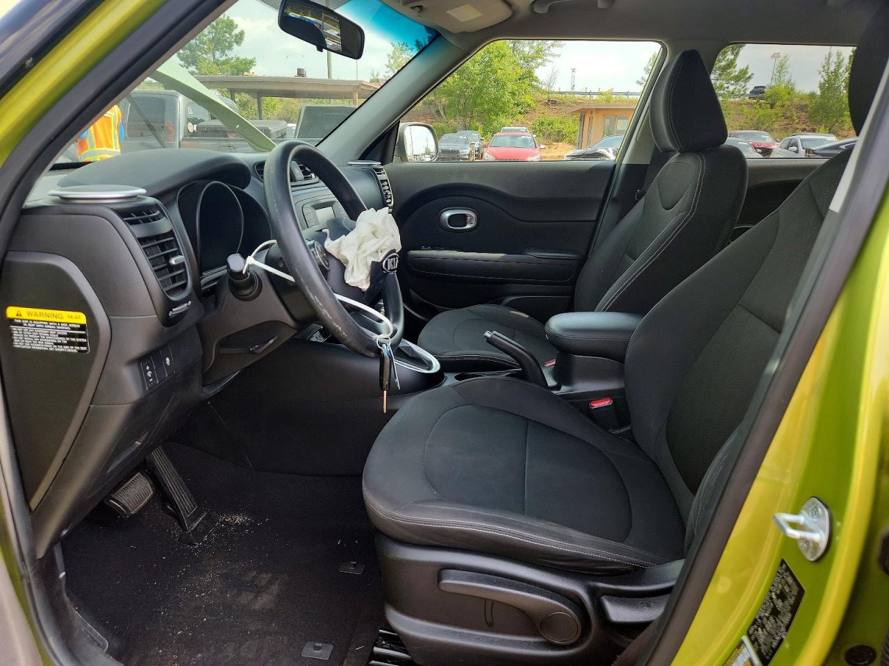 2014 Kia Soul Base Green vin: KNDJN2A29E7713009