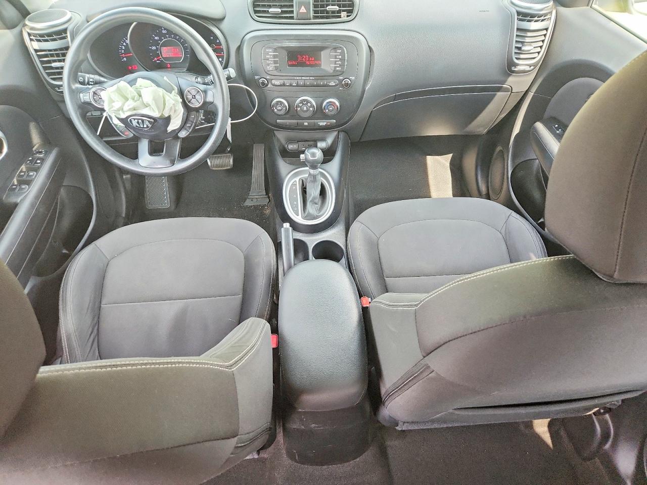 2014 Kia Soul Base Green vin: KNDJN2A29E7713009