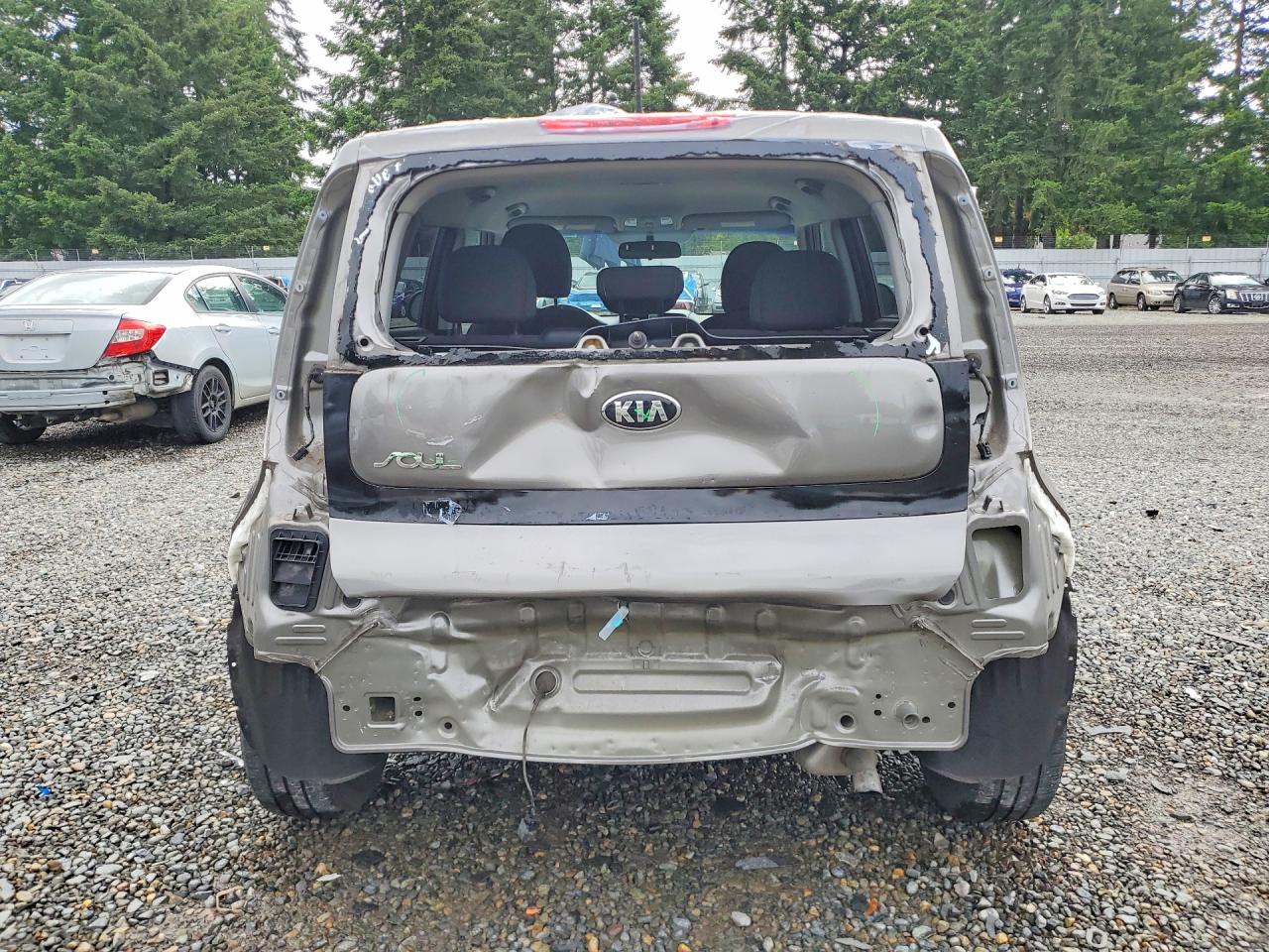 2015 Kia Soul Base Серый vin: KNDJN2A29F7129405