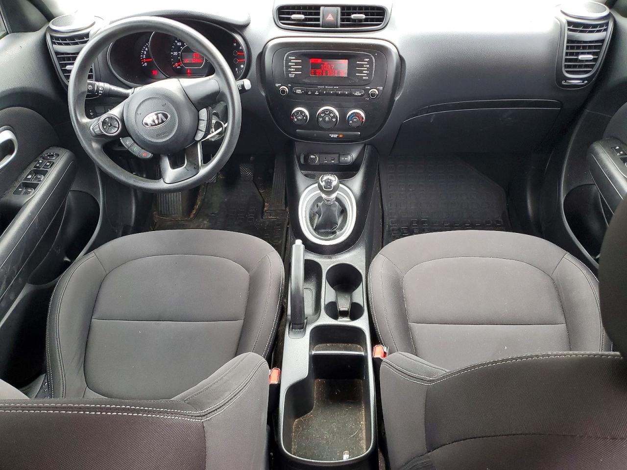 2015 Kia Soul Base Серый vin: KNDJN2A29F7129405
