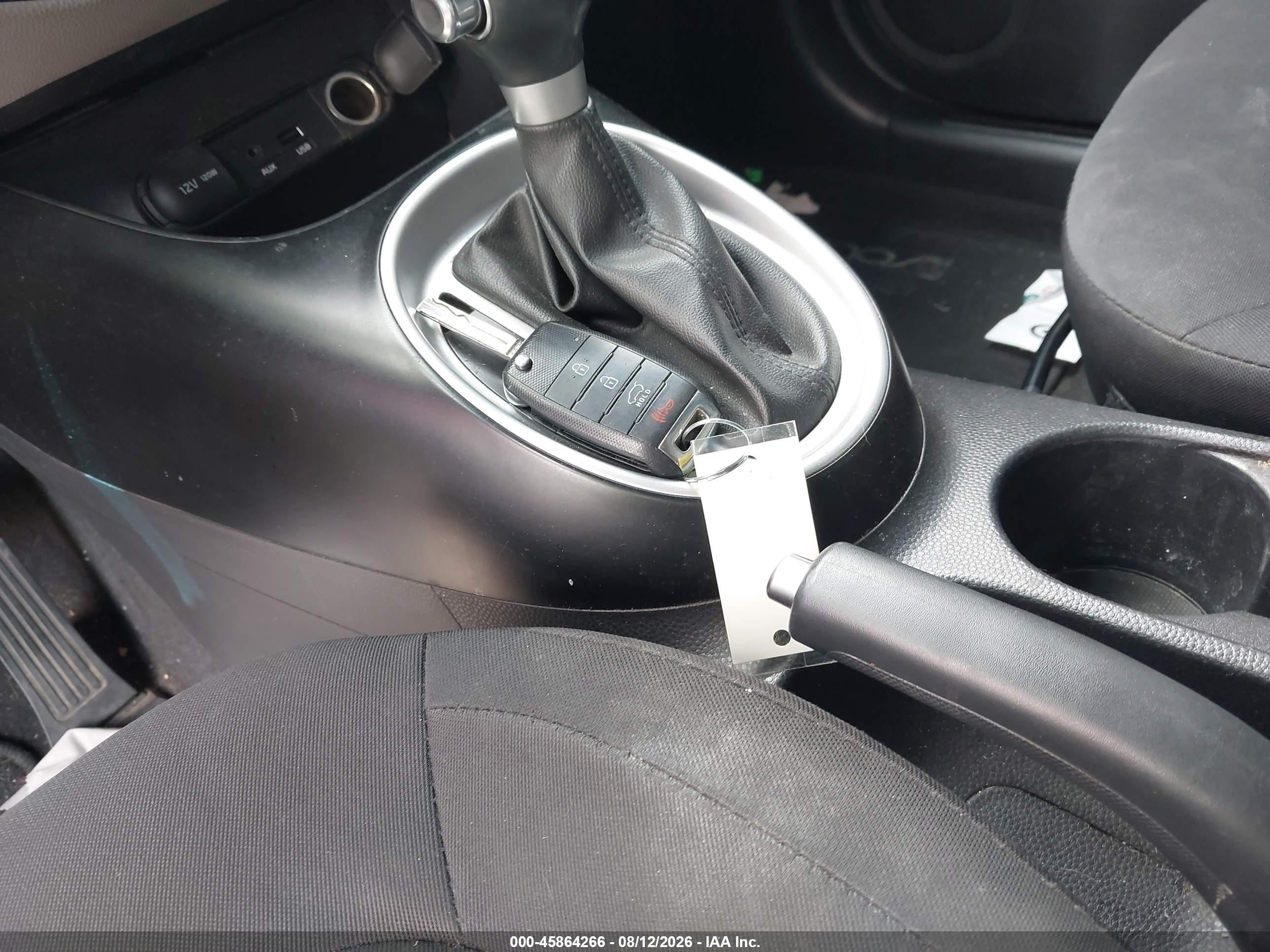 2015 Kia Soul   Белый vin: KNDJN2A29F7133308