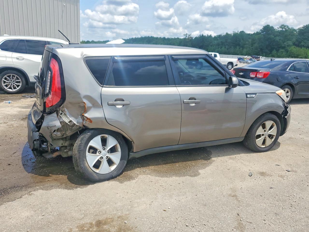 2015 Kia Soul Base Gray vin: KNDJN2A29F7168317