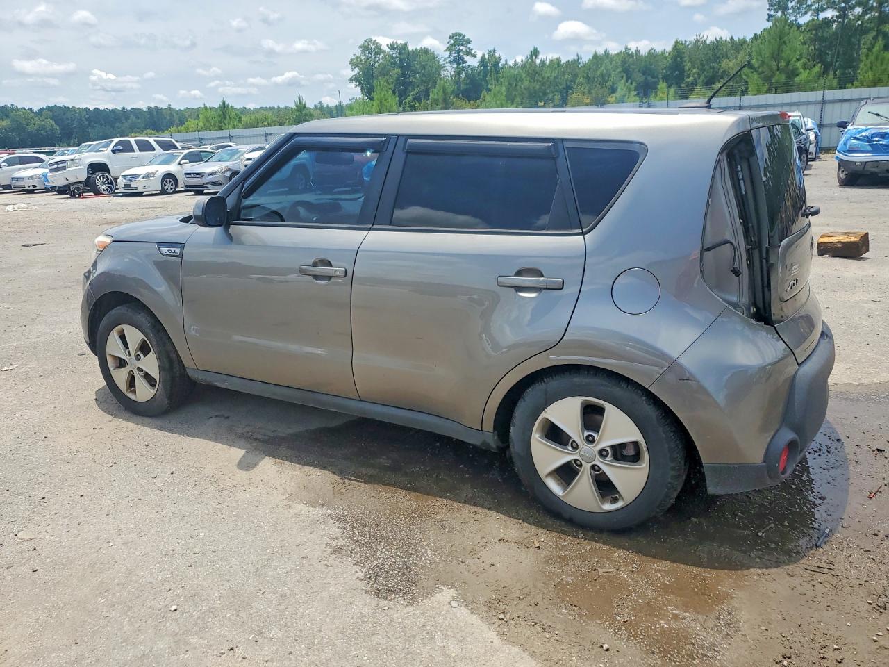 2015 Kia Soul Base Gray vin: KNDJN2A29F7168317