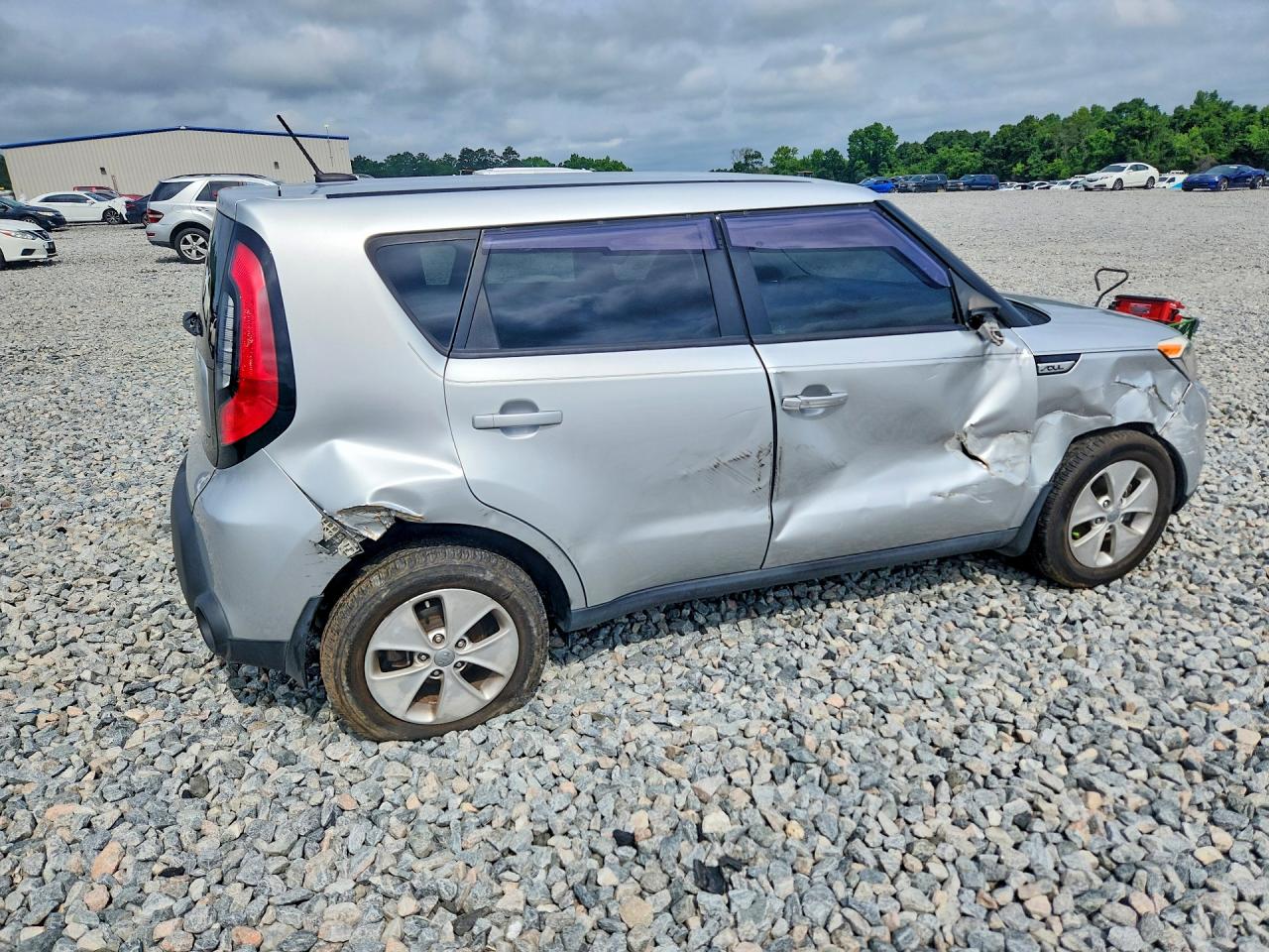 2015 Kia Soul Base Gray vin: KNDJN2A29F7750000