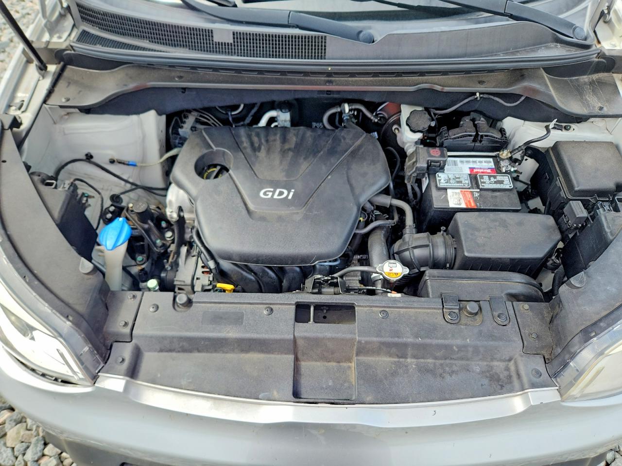 2015 Kia Soul Base Gray vin: KNDJN2A29F7750000