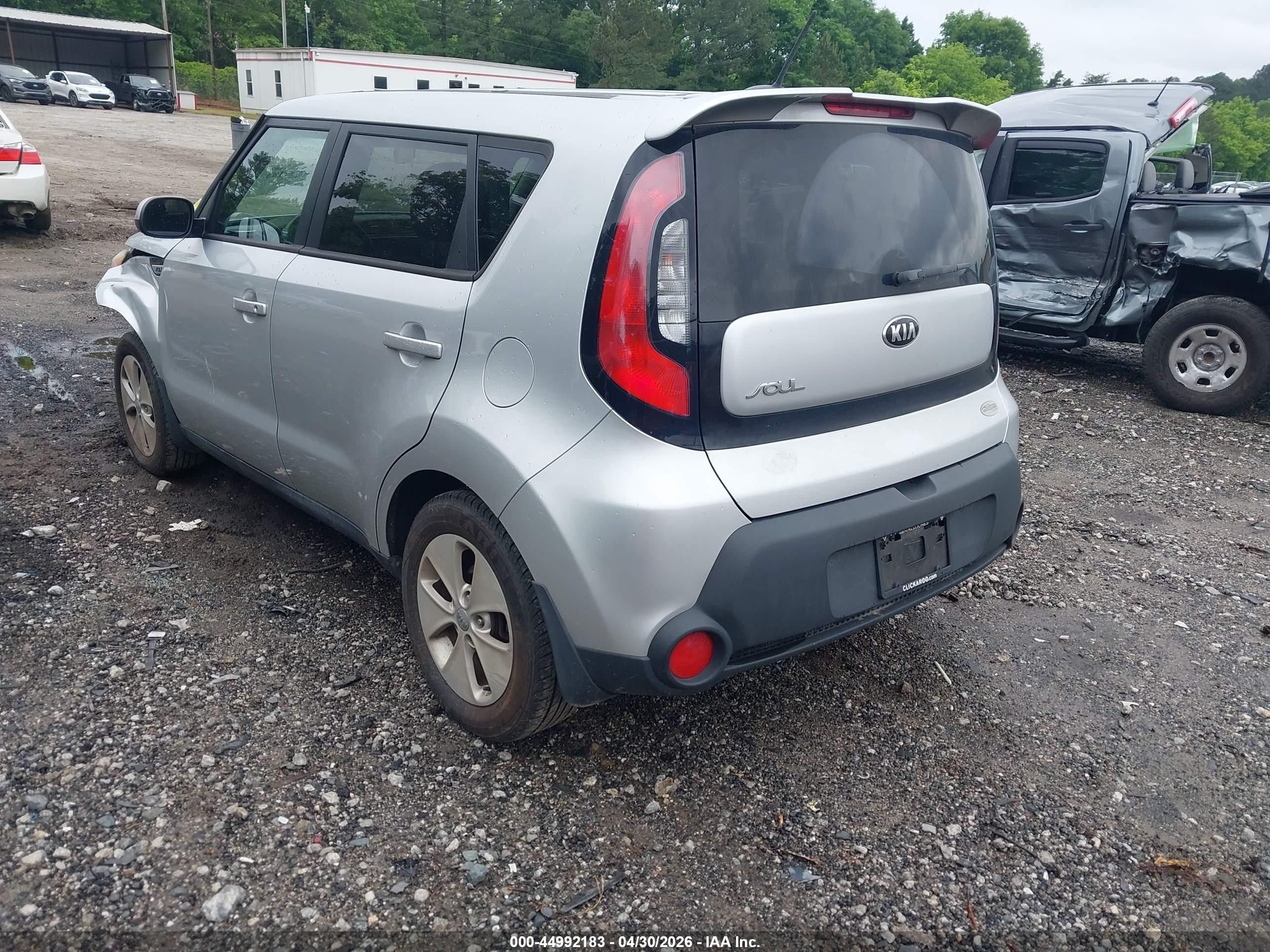 2015 Kia Soul   White vin: KNDJN2A29F7761515