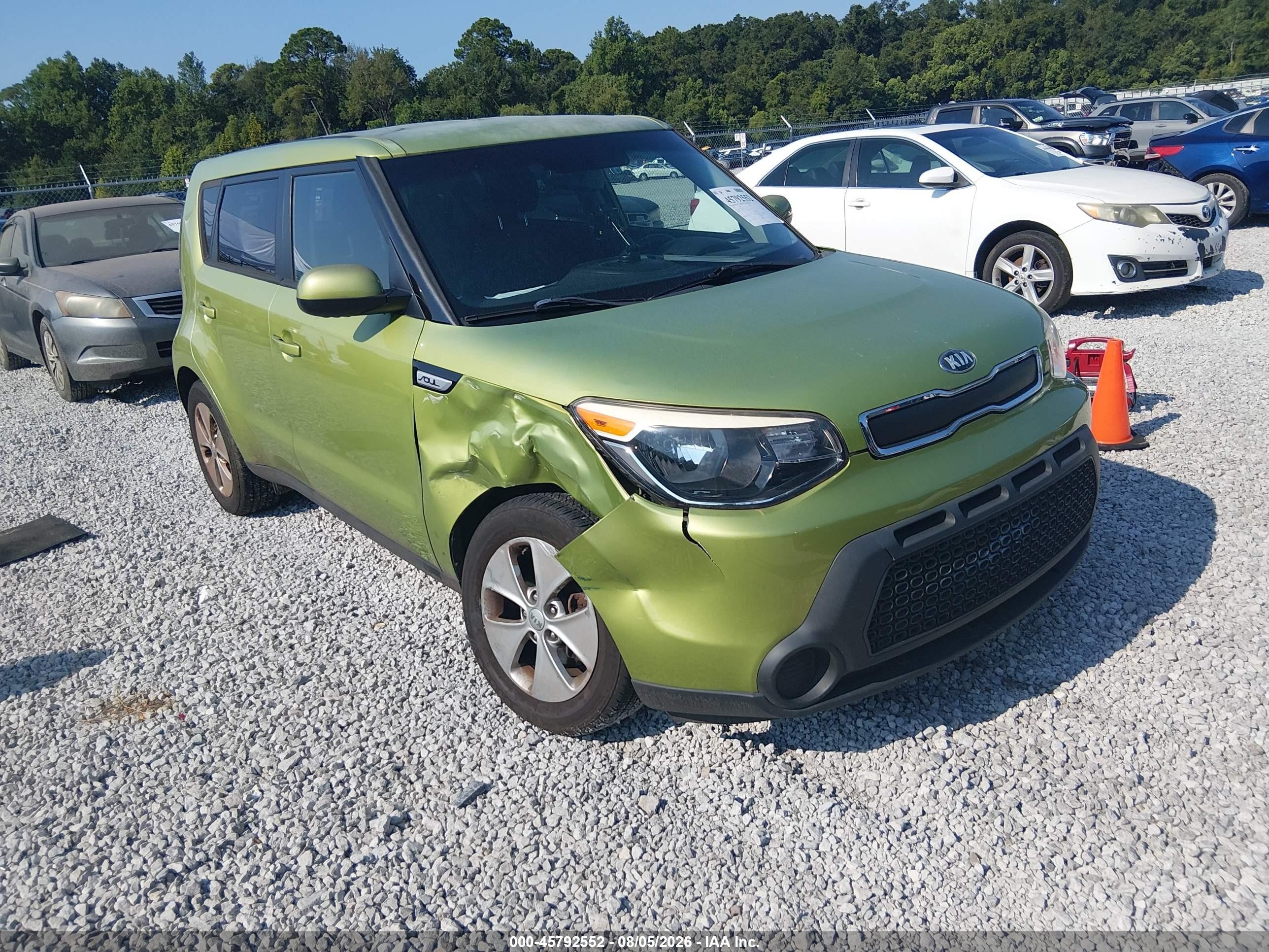 2015 Kia Soul   Зеленый vin: KNDJN2A29F7775799