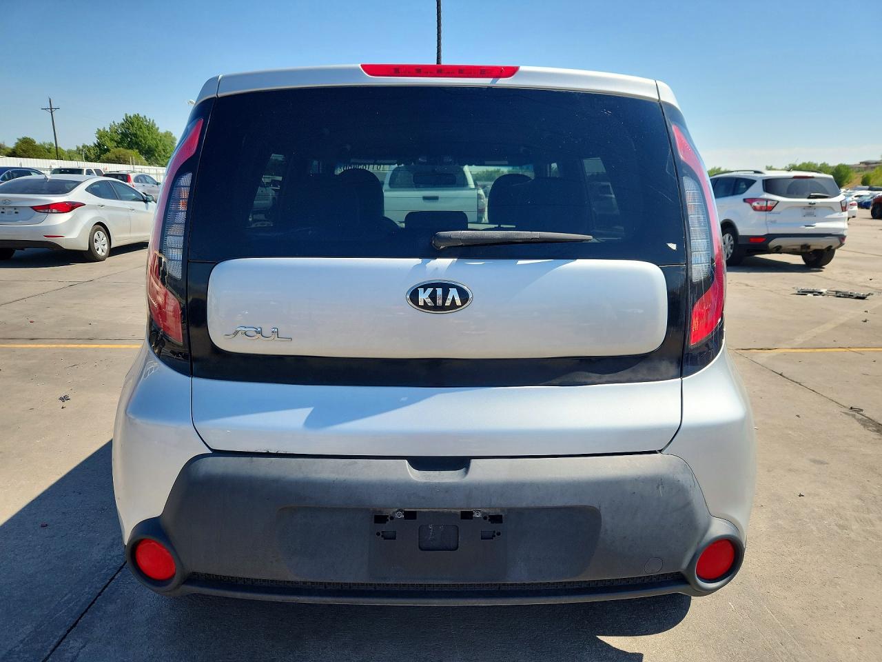 2015 Kia Soul Base Silver vin: KNDJN2A29F7787208