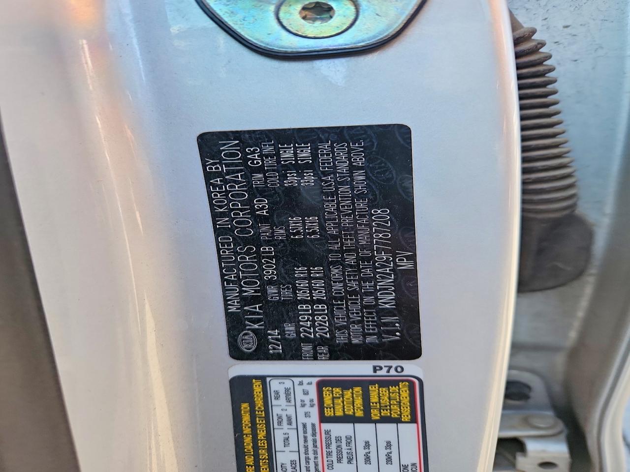 2015 Kia Soul Base Silver vin: KNDJN2A29F7787208