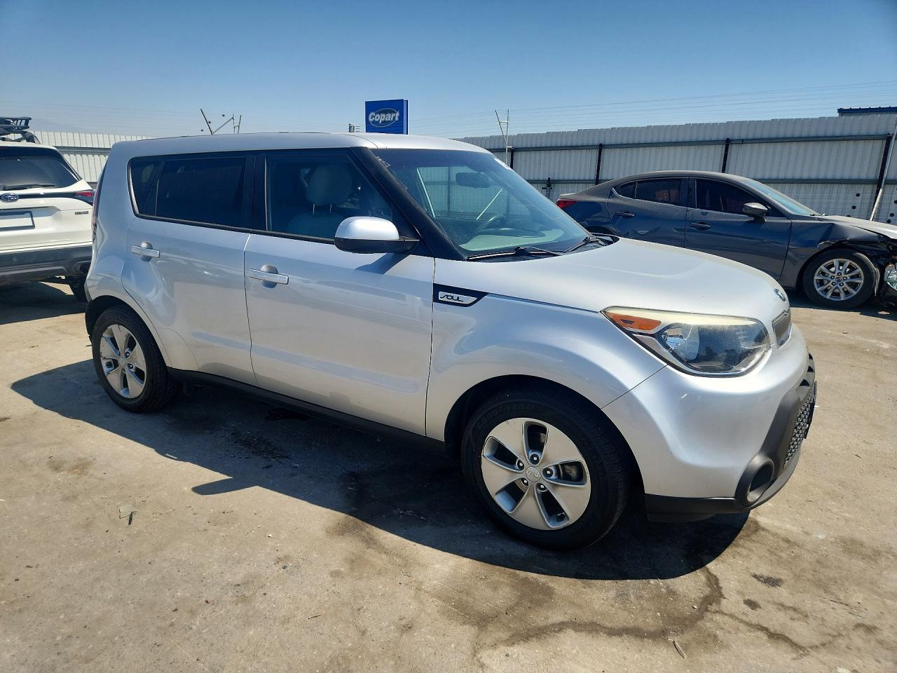 2015 Kia Soul Base Silver vin: KNDJN2A29F7805500