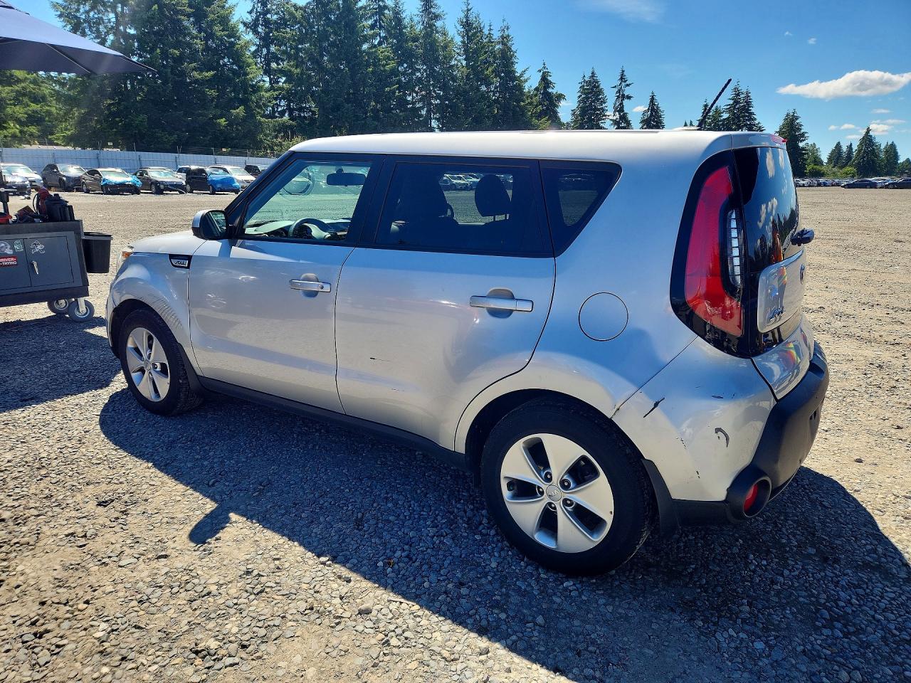 2015 Kia Soul Base Silver vin: KNDJN2A29F7809708