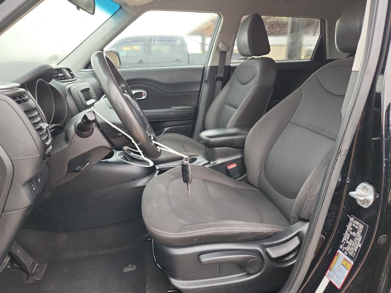 2016 Kia Soul Base Черный vin: KNDJN2A29G7303555