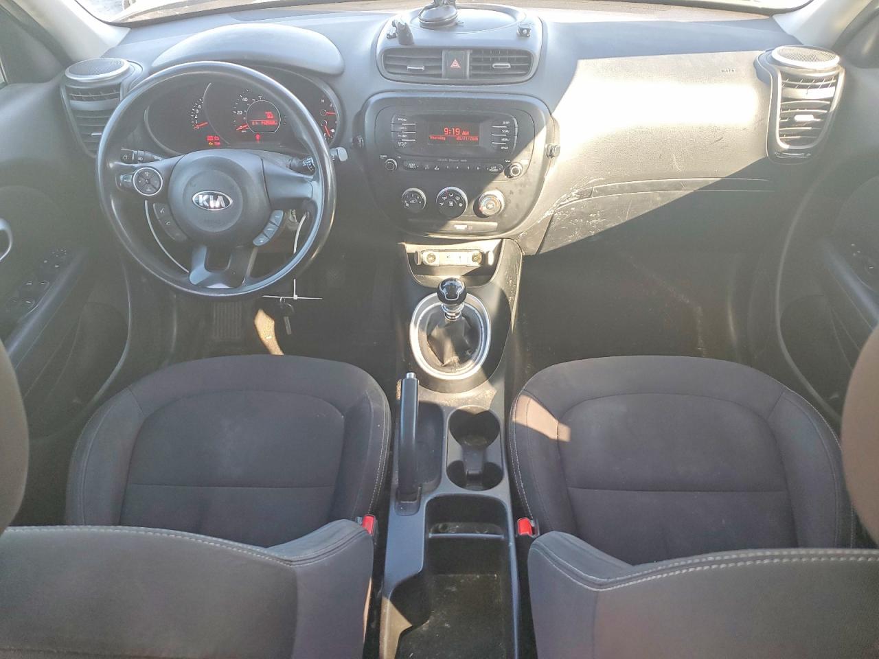 2016 Kia Soul Base Black vin: KNDJN2A29G7829832