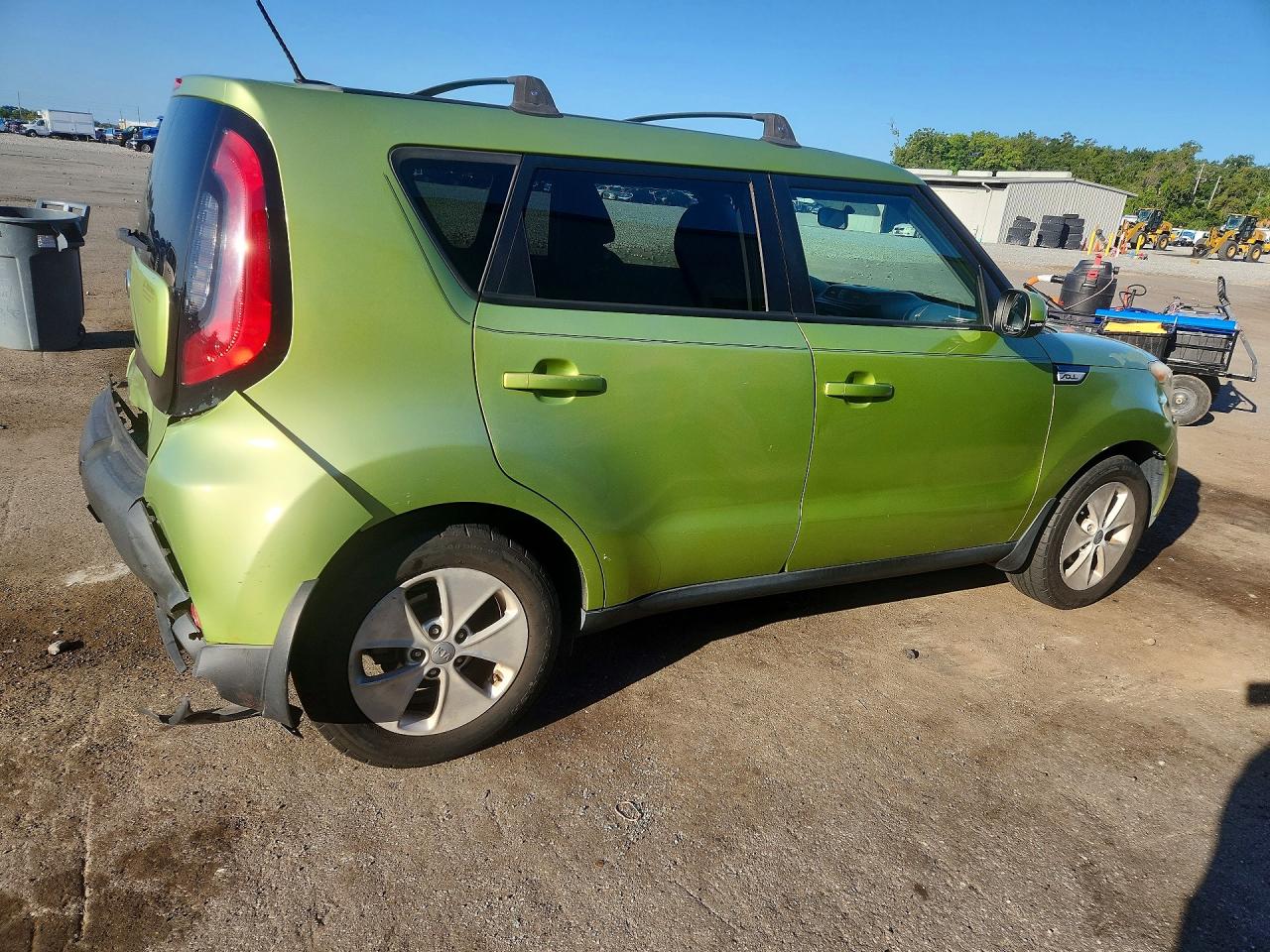 2015 Kia Soul Base Green vin: KNDJN2A2X7799884