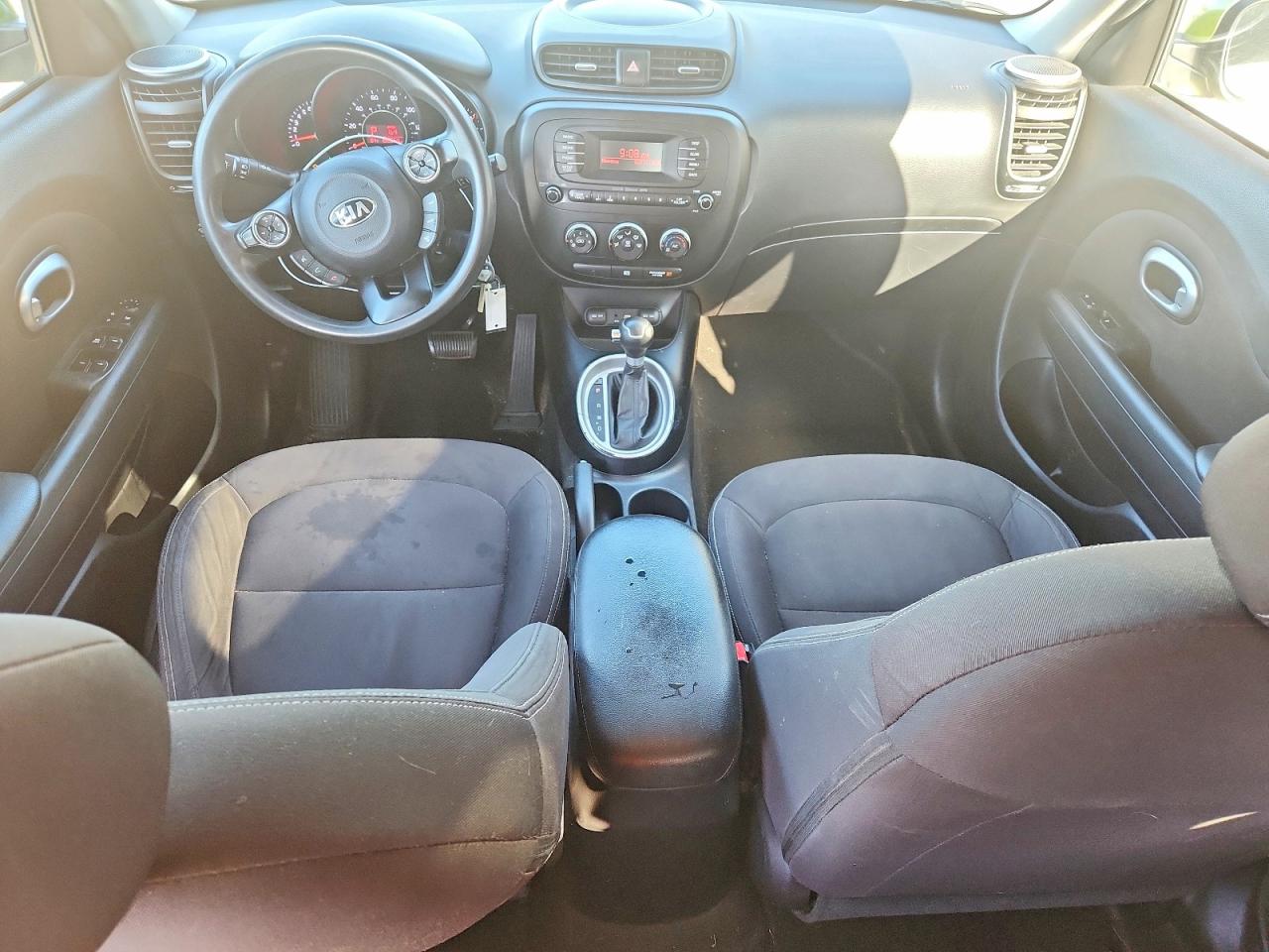2015 Kia Soul Base Green vin: KNDJN2A2X7799884