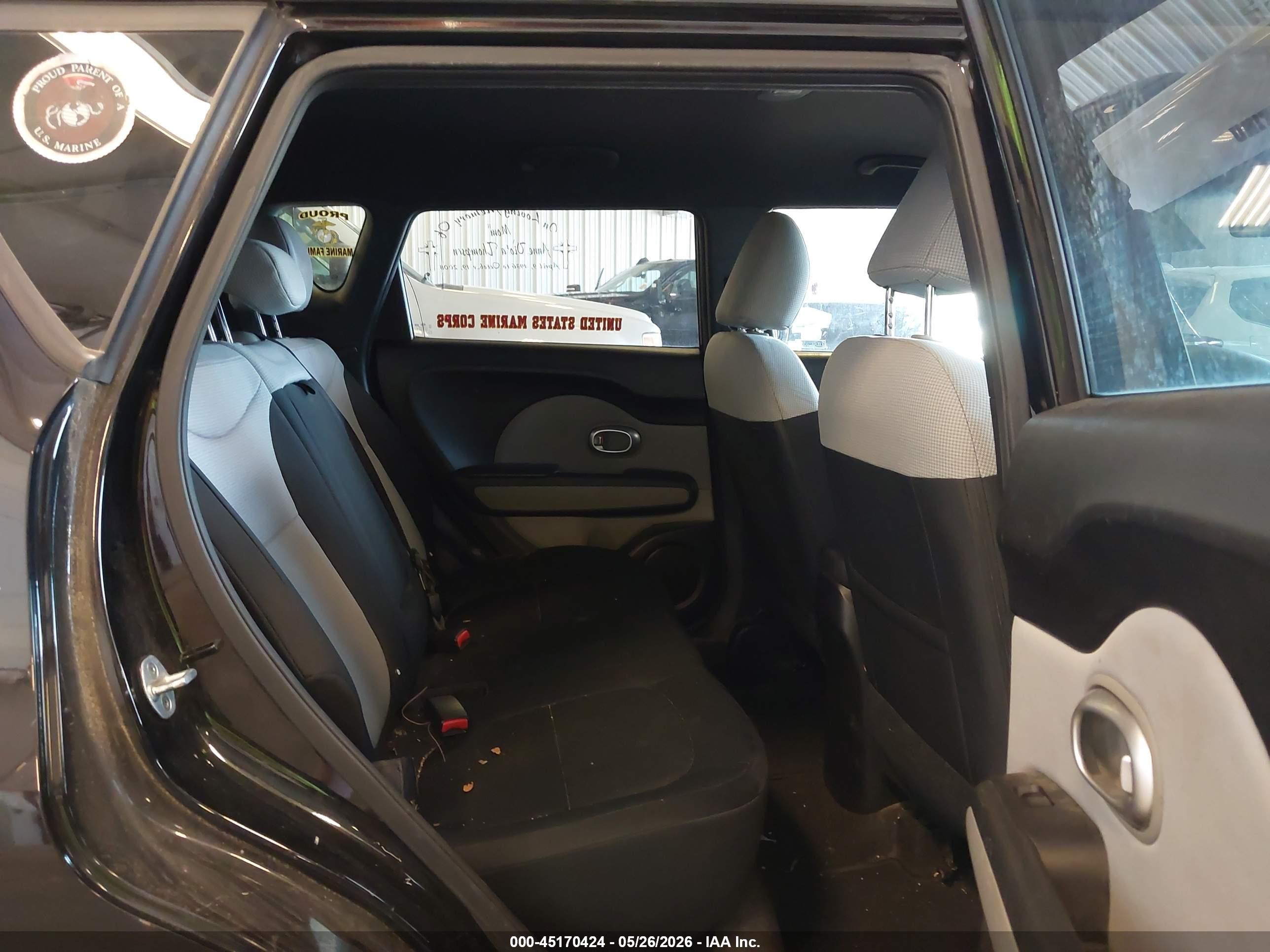 2014 Kia Soul   Black vin: KNDJN2A2XE7019073