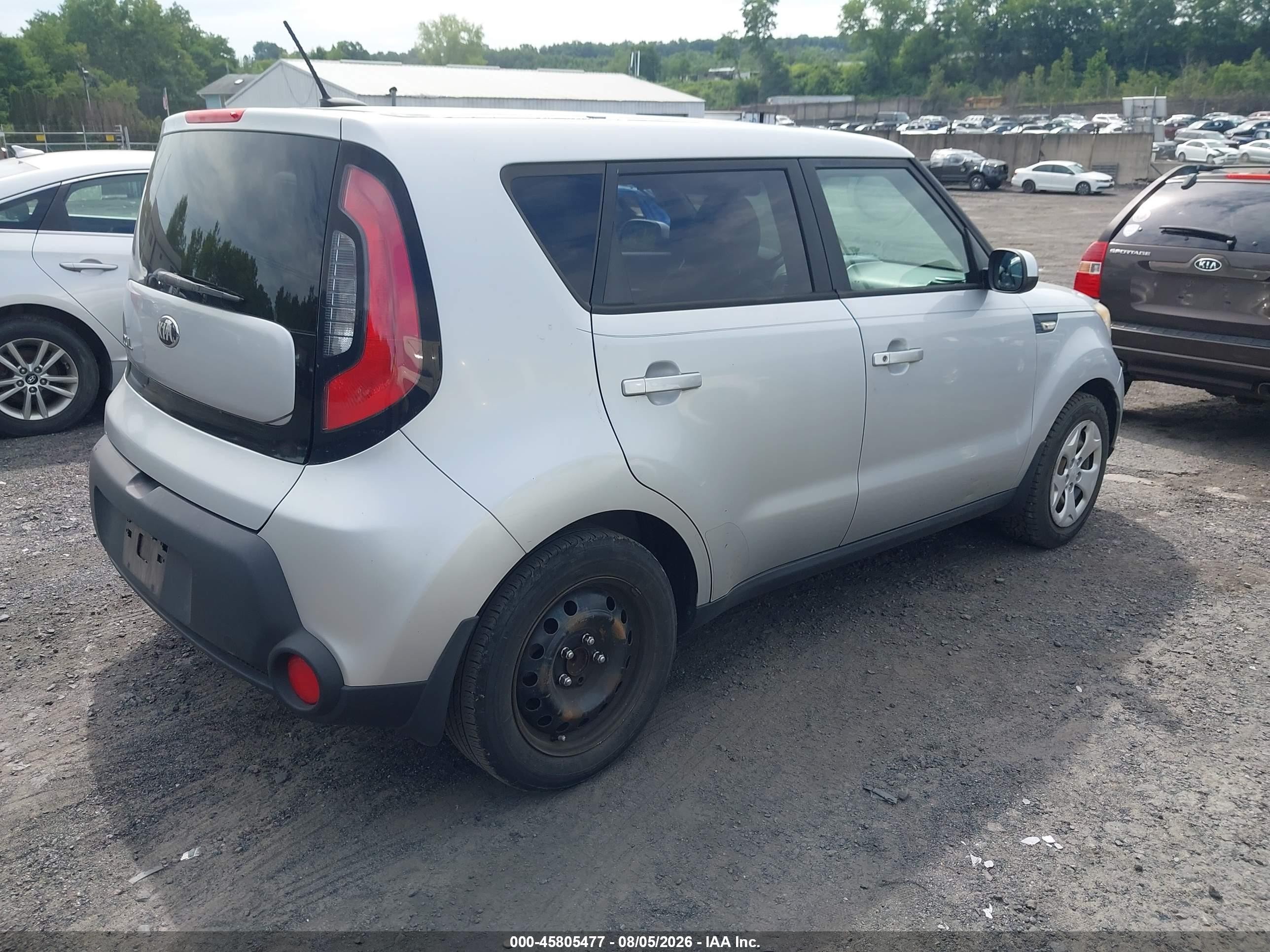 2014 Kia Soul   Серебряный vin: KNDJN2A2XE7704237