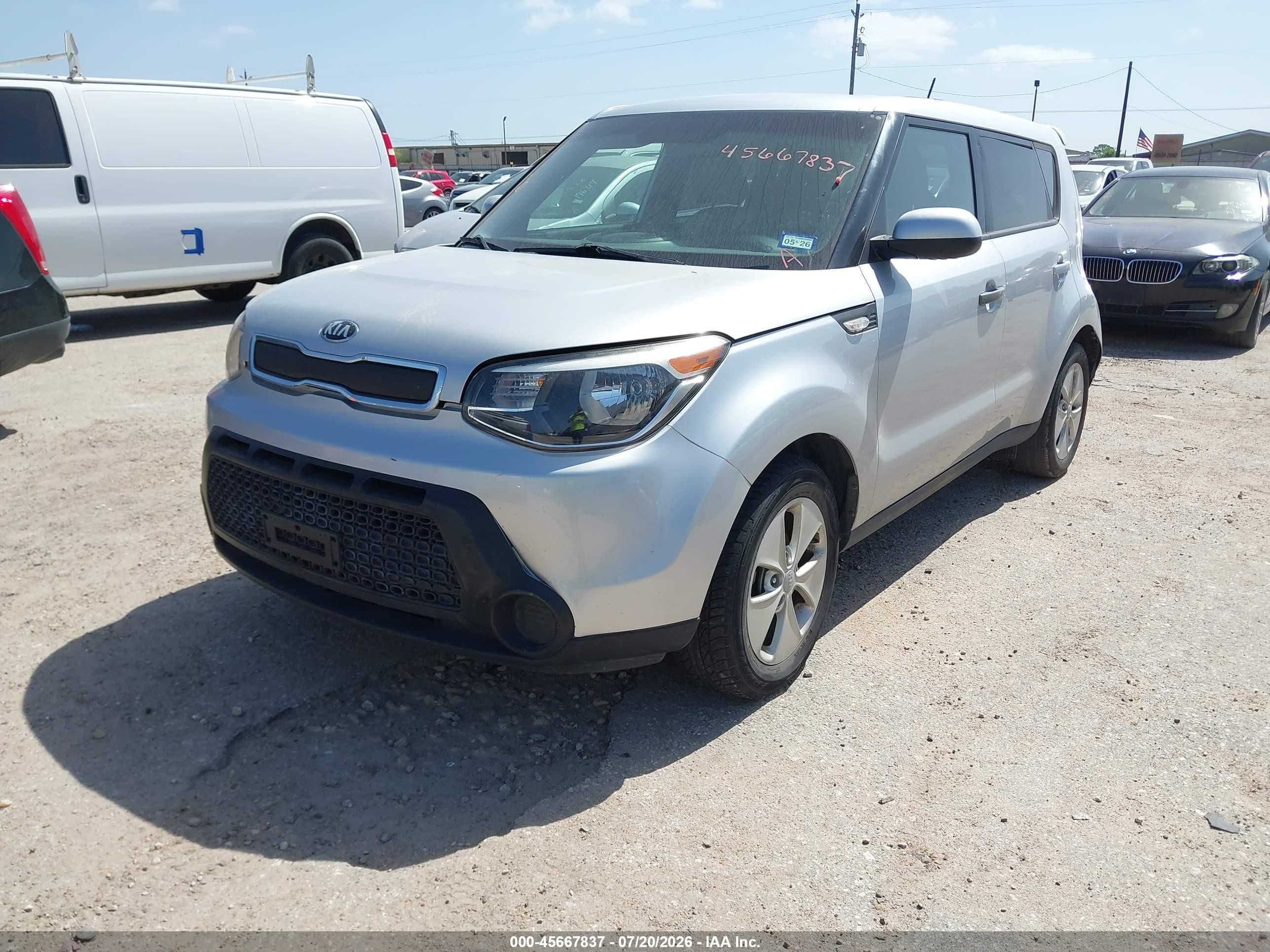 2014 Kia Soul   Silver vin: KNDJN2A2XE7705677