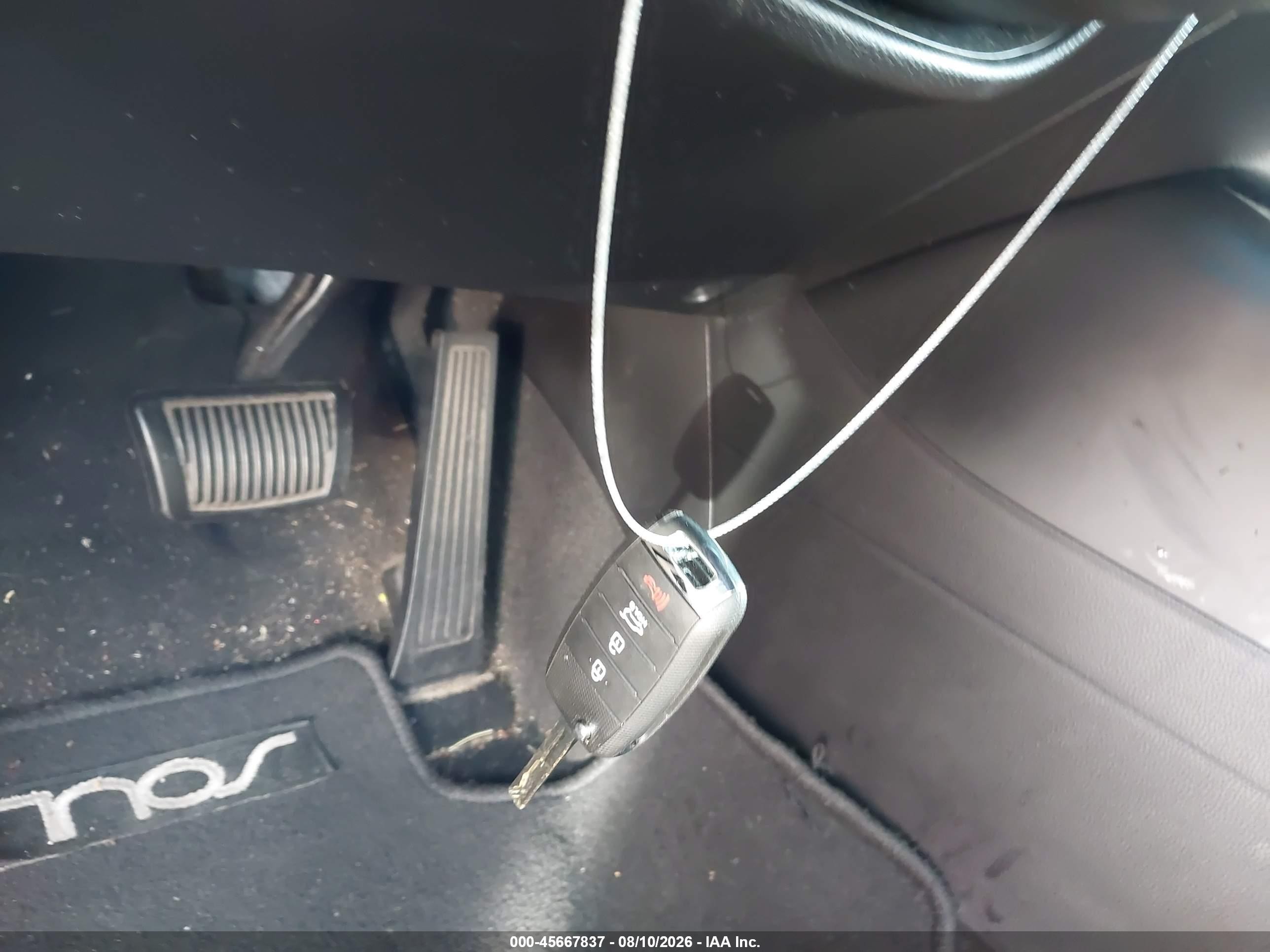 2014 Kia Soul   Silver vin: KNDJN2A2XE7705677