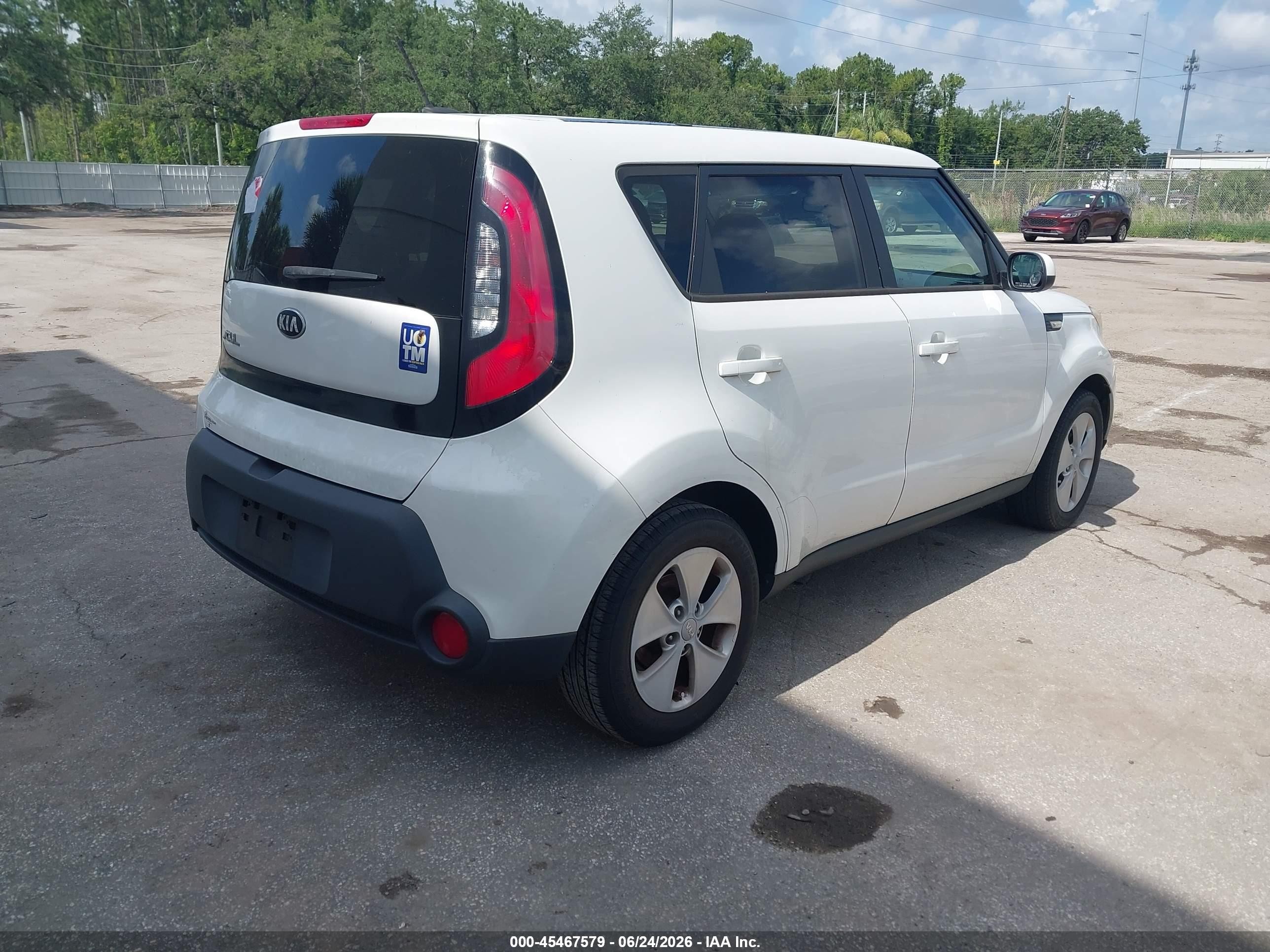 2014 Kia Soul White vin: KNDJN2A2XE7710751