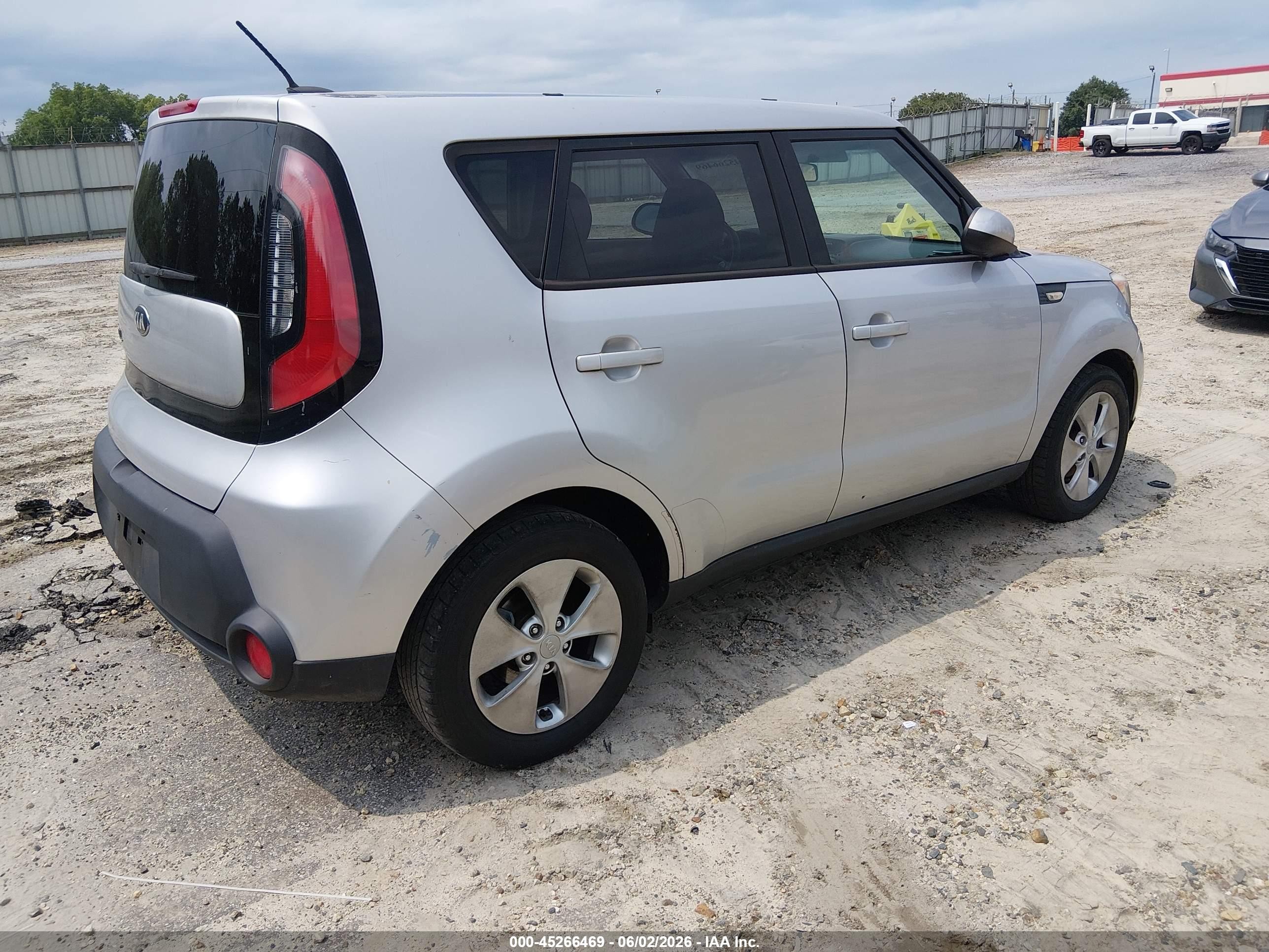 2014 Kia Soul   Silver vin: KNDJN2A2XE7721281
