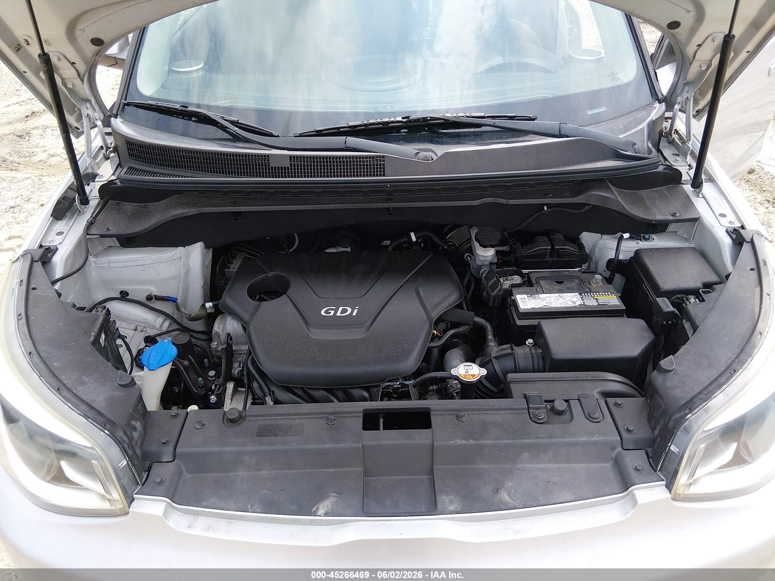 2014 Kia Soul   Silver vin: KNDJN2A2XE7721281