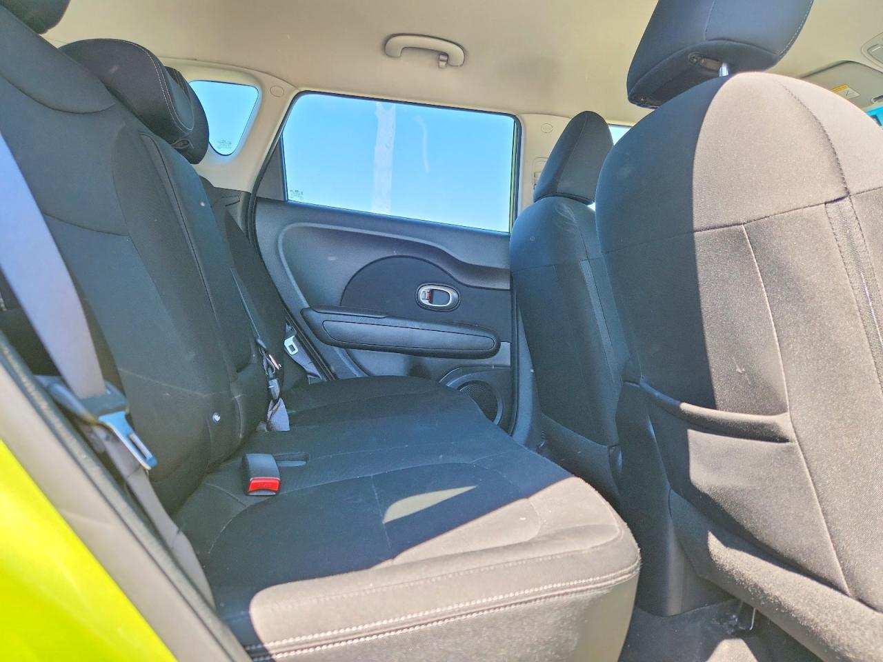 2014 Kia Soul Base Green vin: KNDJN2A2XE7724049