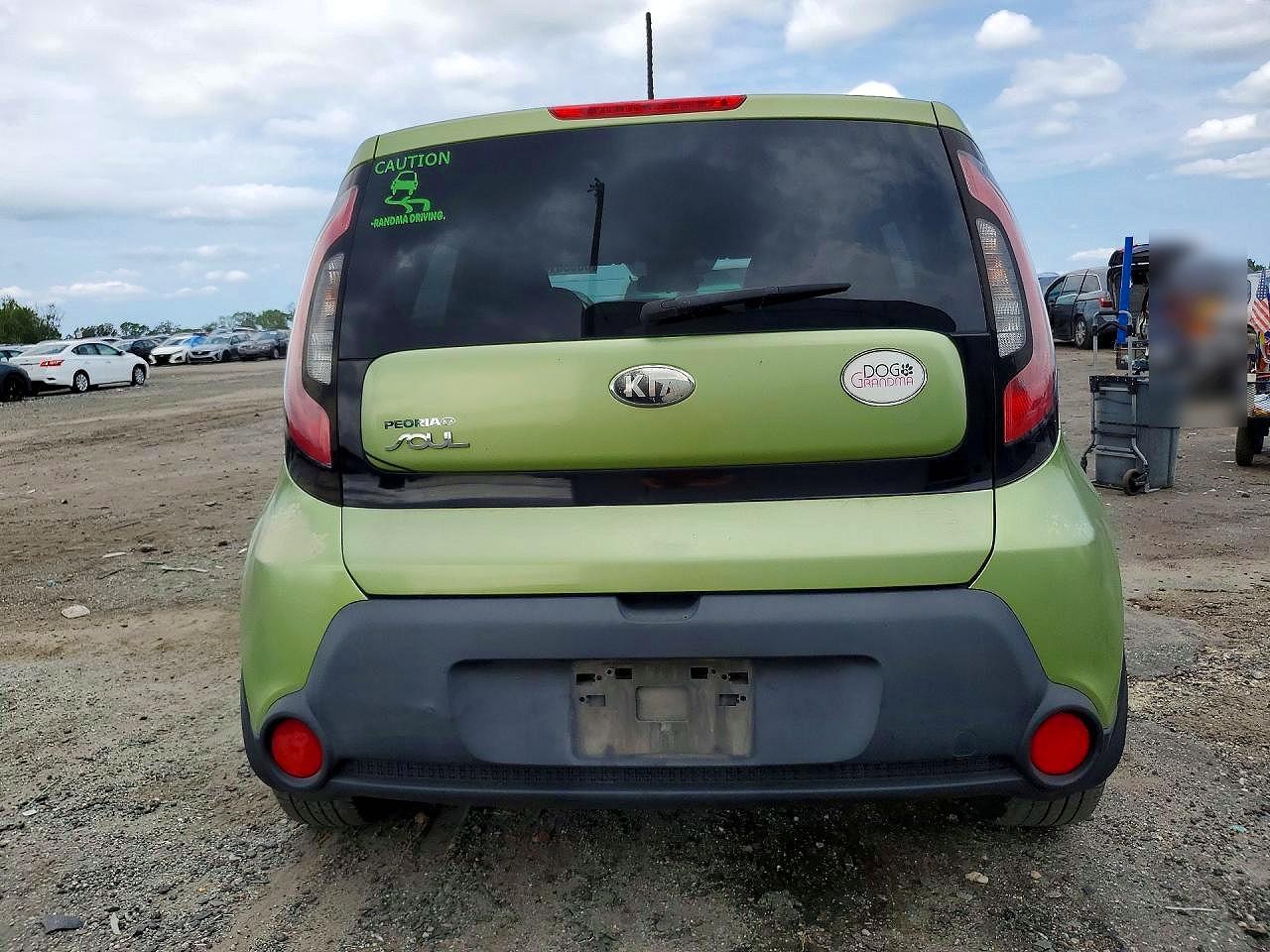 2014 Kia Soul Base Green vin: KNDJN2A2XE7735911