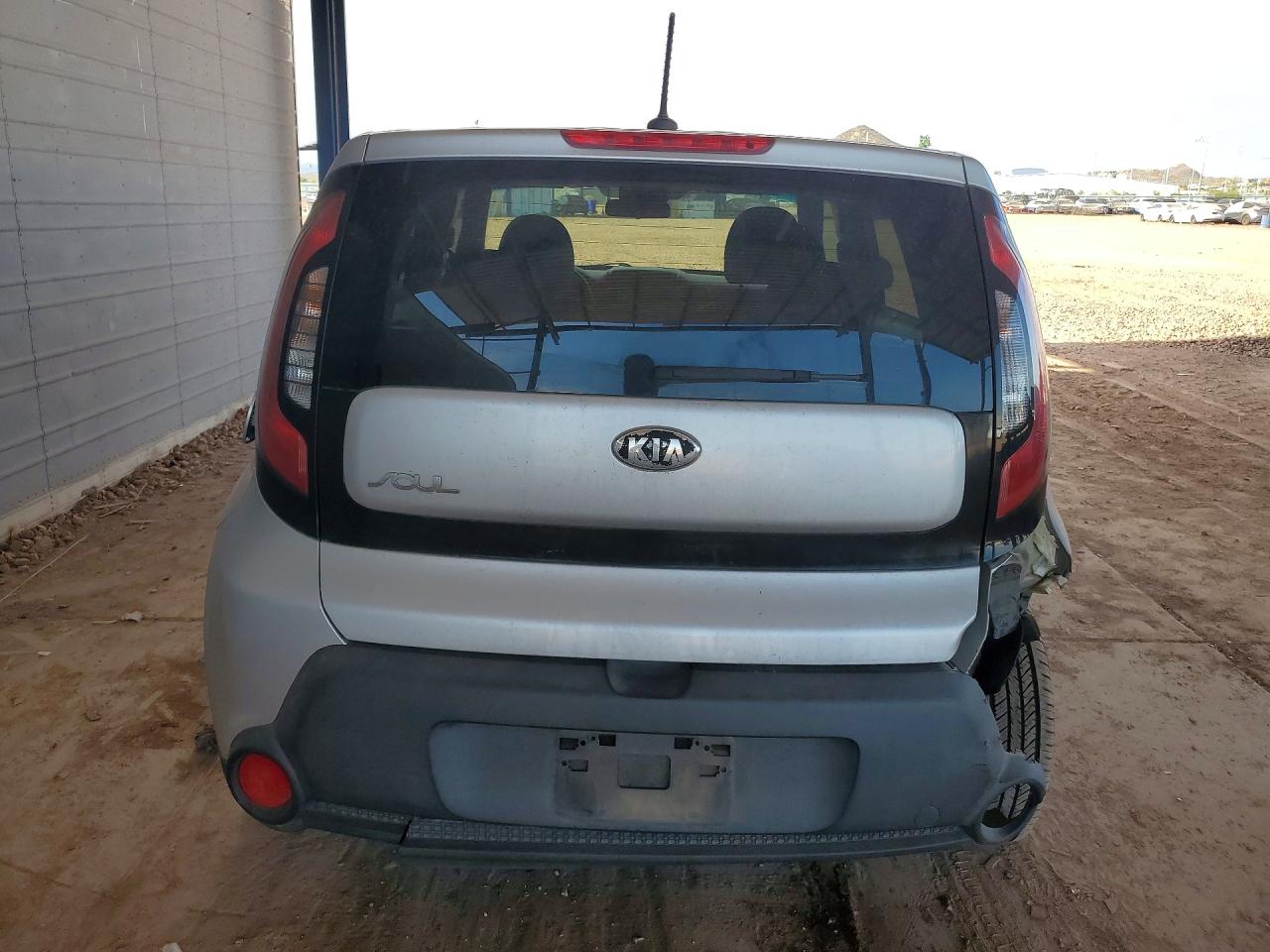 2014 Kia Soul Base Silver vin: KNDJN2A2XE7737304