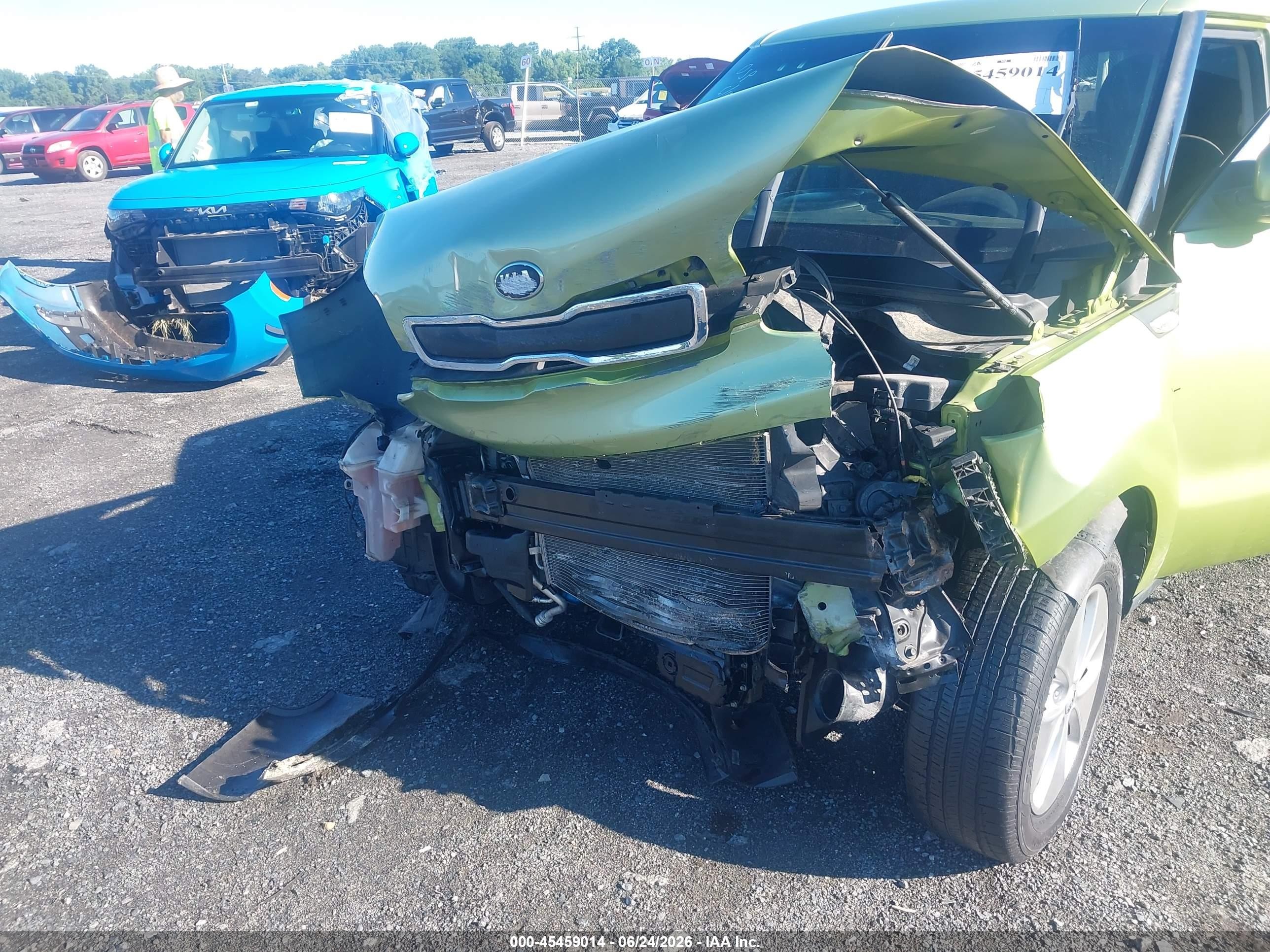 2014 Kia Soul   Зеленый vin: KNDJN2A2XE7738632