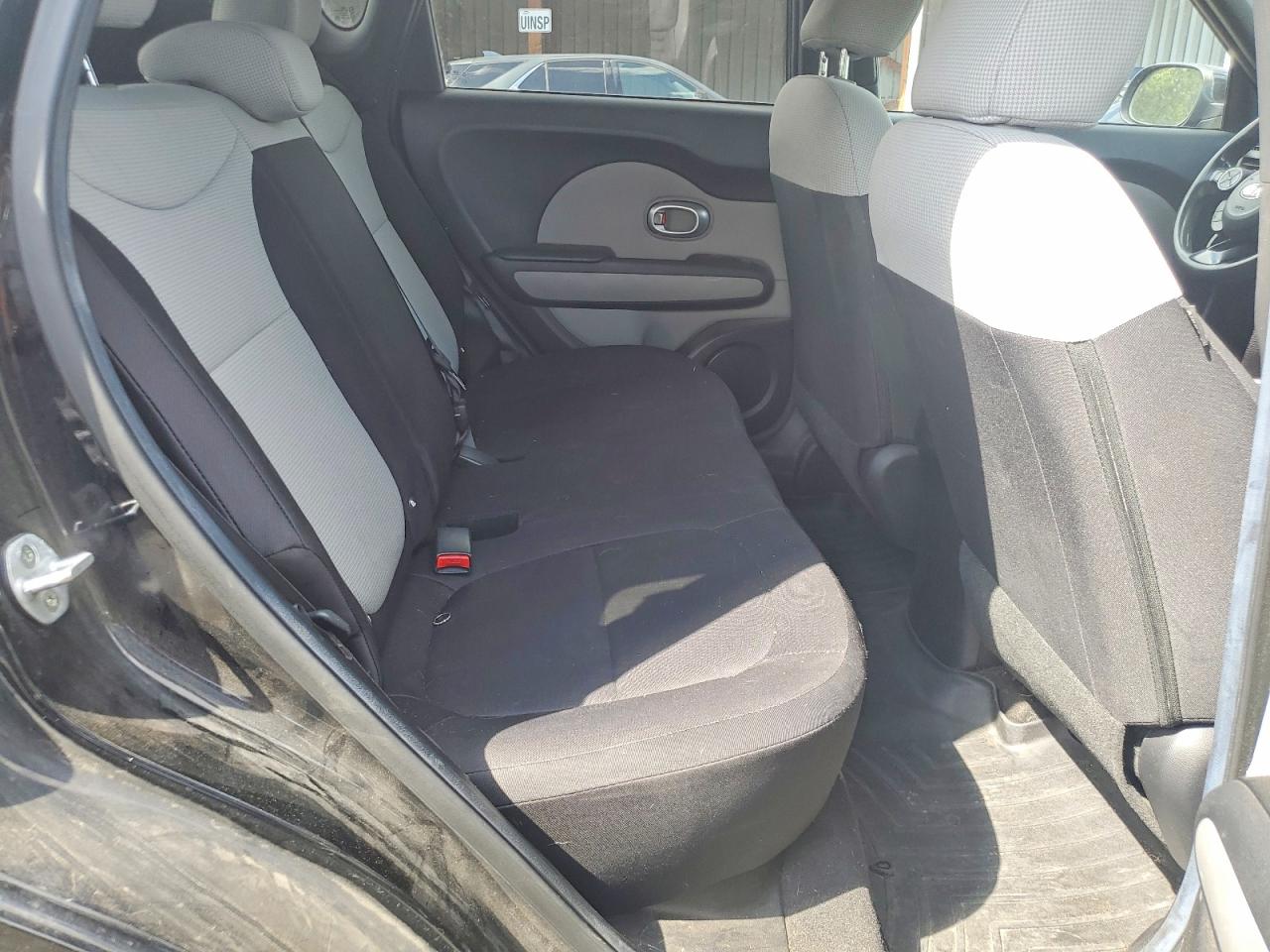 2015 Kia Soul Black vin: KNDJN2A2XF7133138