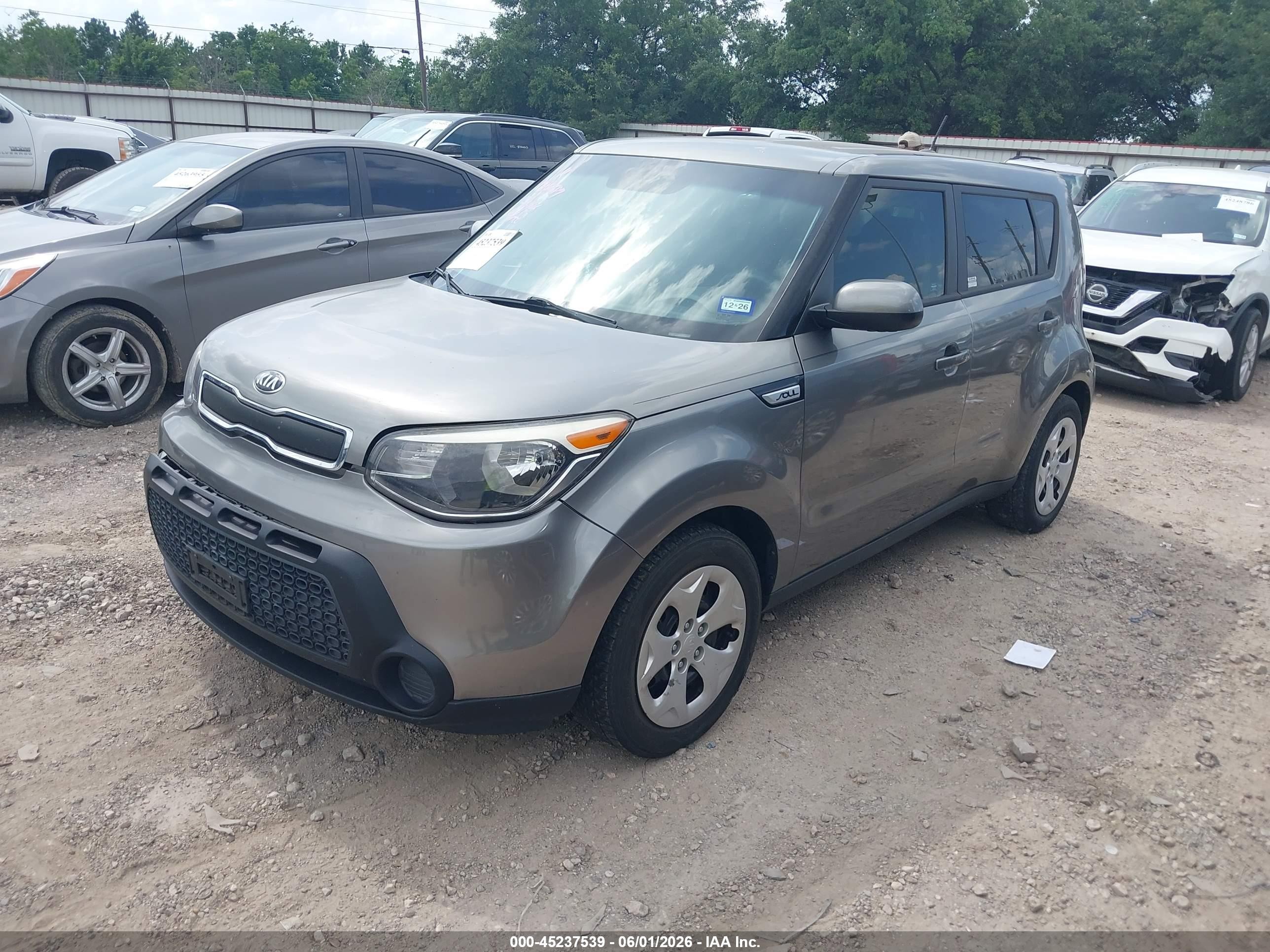 2015 Kia Soul   Silver vin: KNDJN2A2XF7136573
