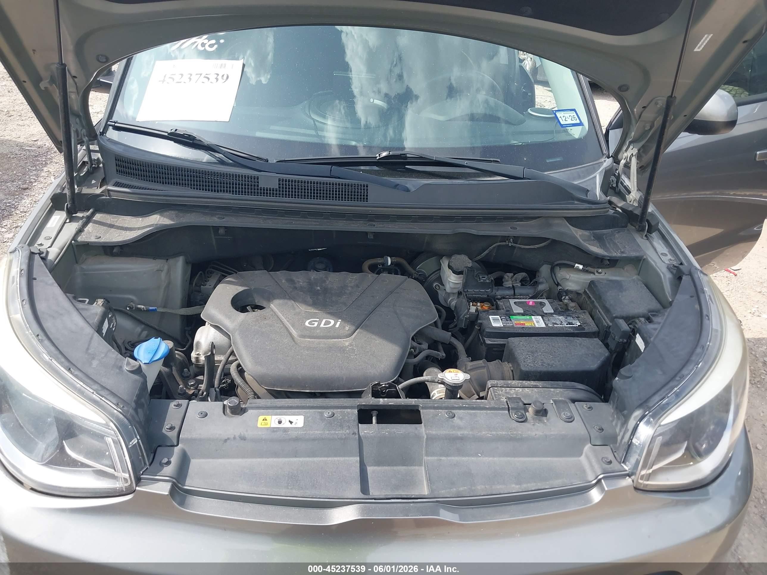 2015 Kia Soul   Silver vin: KNDJN2A2XF7136573