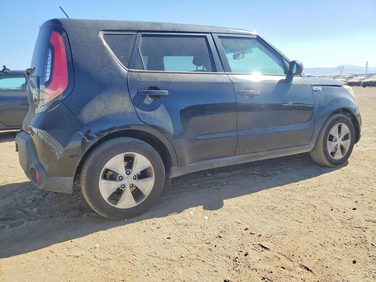 2015 Kia Soul Base Black vin: KNDJN2A2XF7168441
