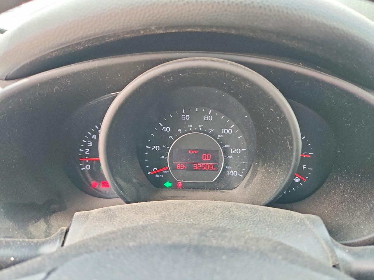 2015 Kia Soul Base Black vin: KNDJN2A2XF7170481