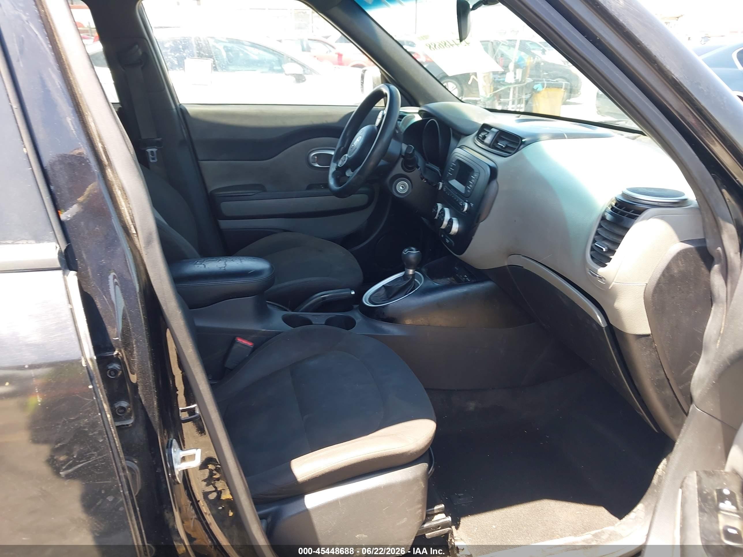 2015 Kia Soul   Черный vin: KNDJN2A2XF7177494