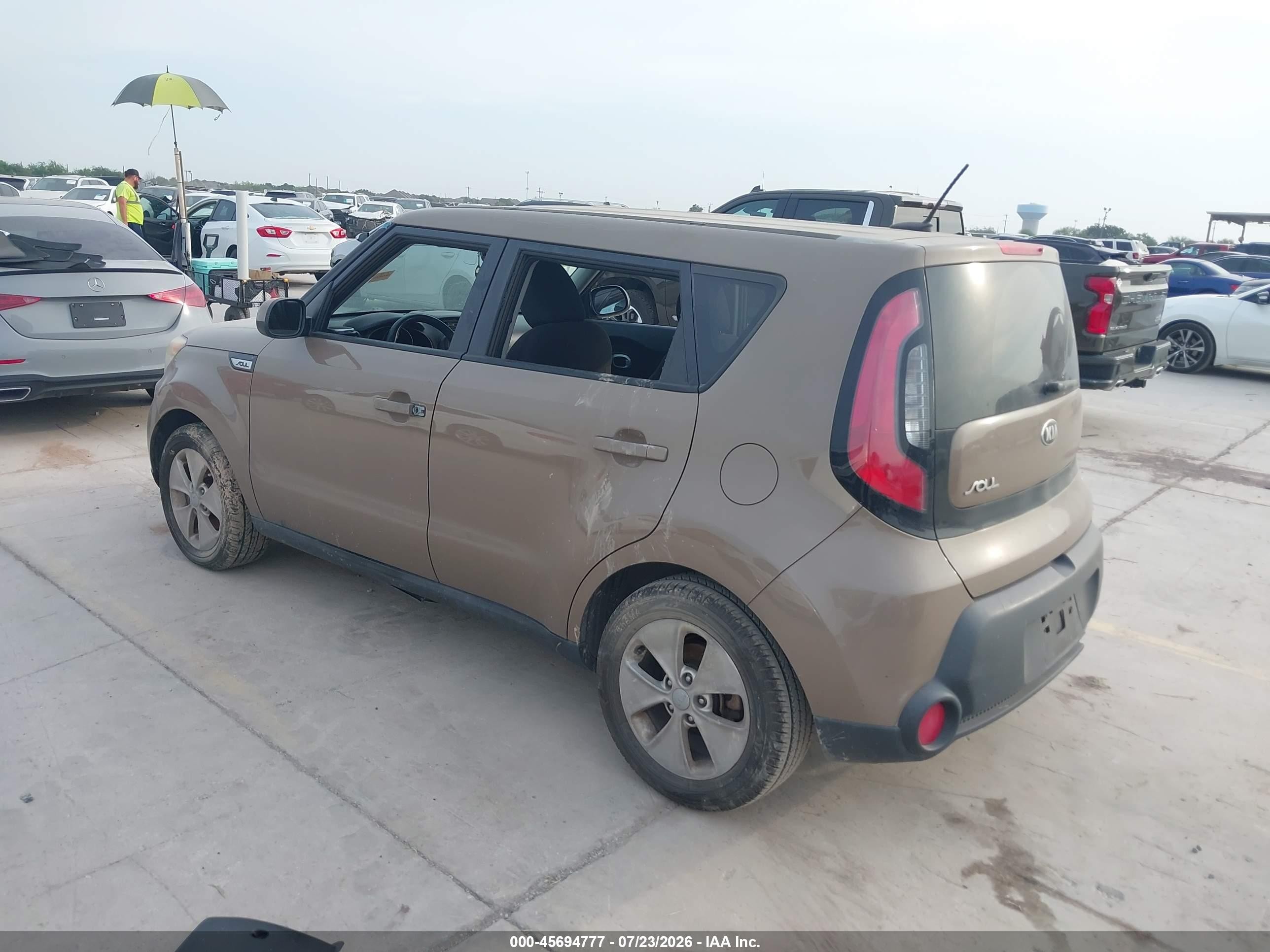 2015 Kia Soul   Brown vin: KNDJN2A2XF7204807