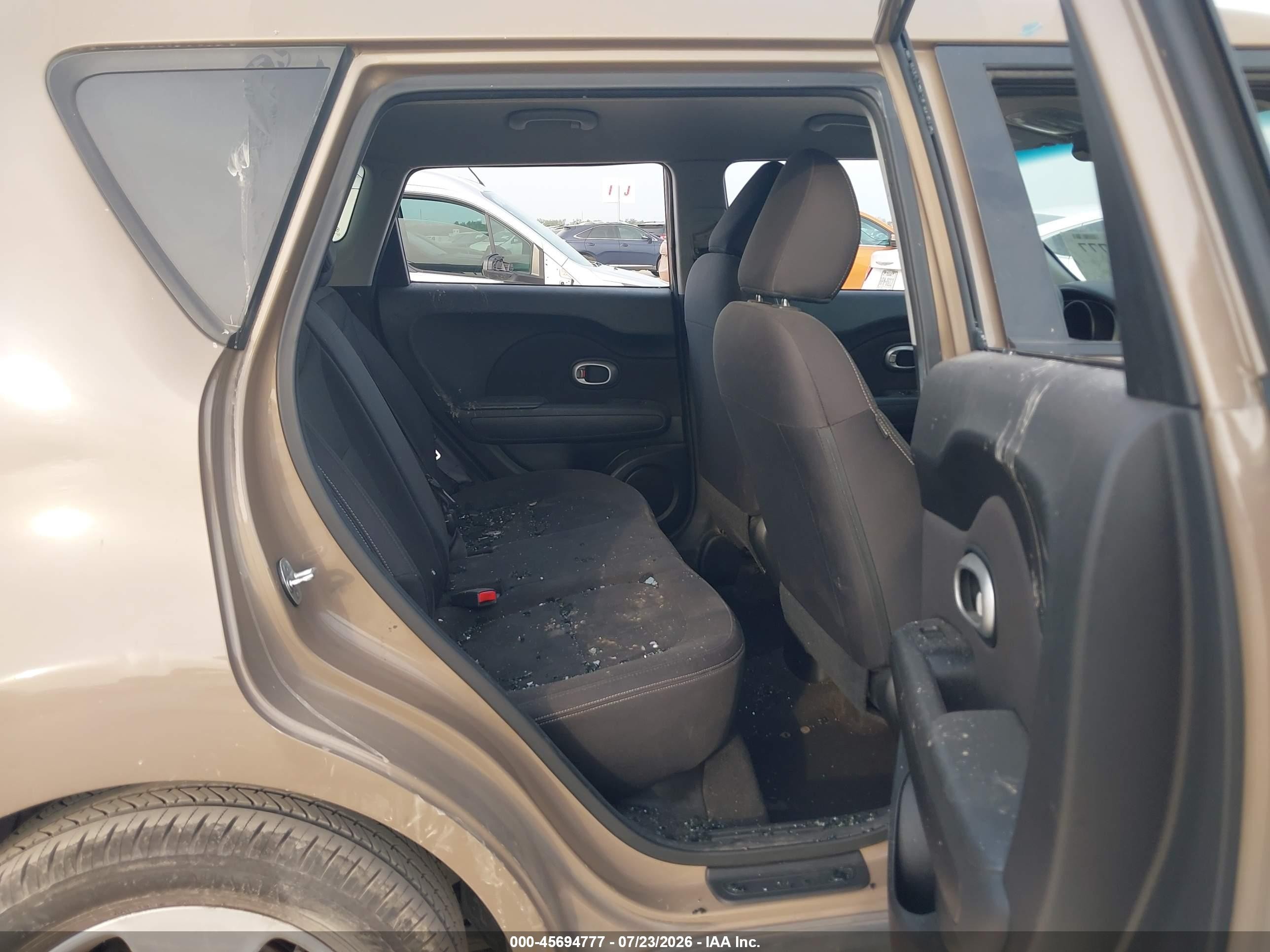 2015 Kia Soul   Brown vin: KNDJN2A2XF7204807